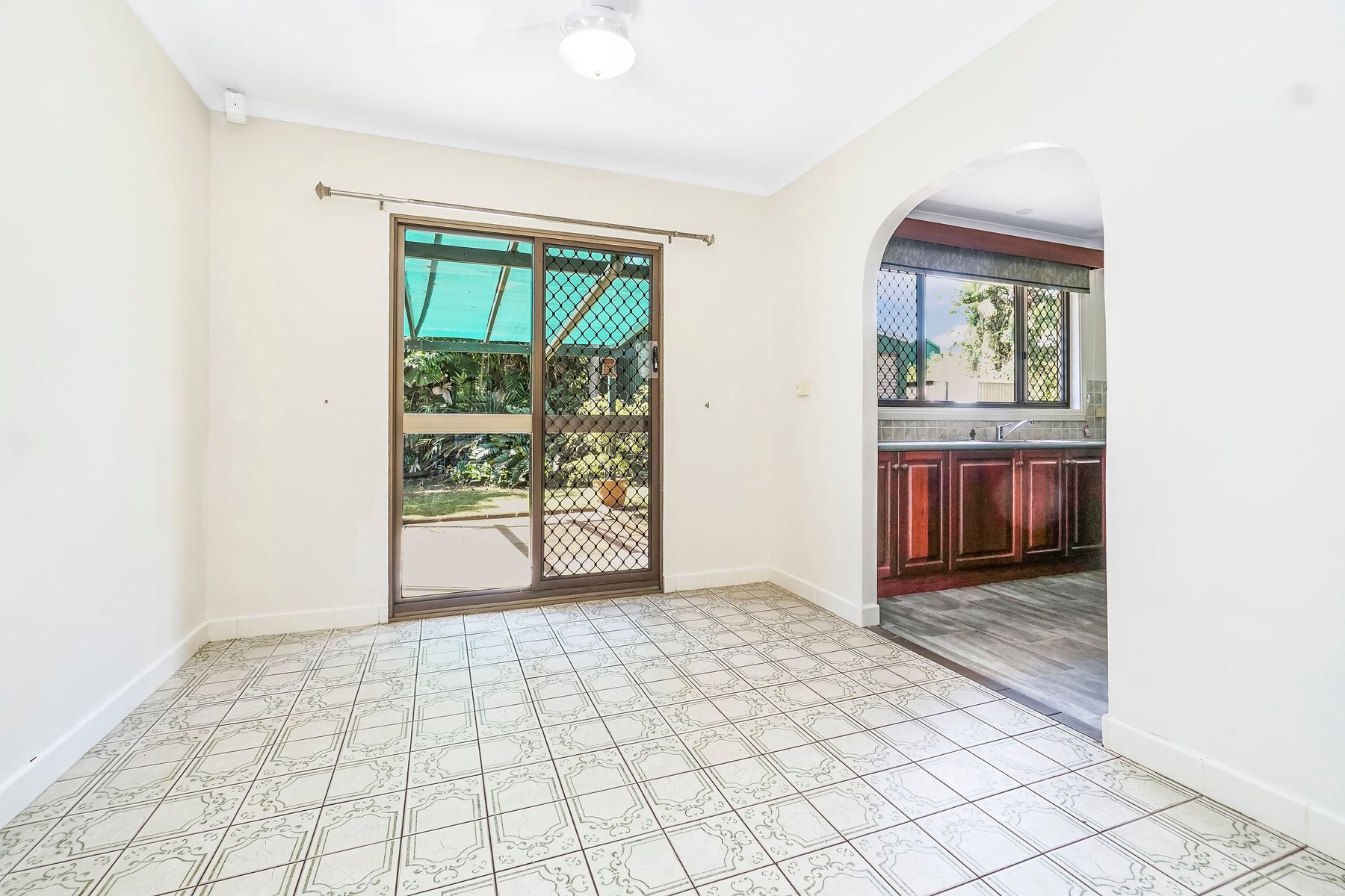 16 Progress Drive, Nightcliff NT 0810, Nightcliff - Thumbnail 4