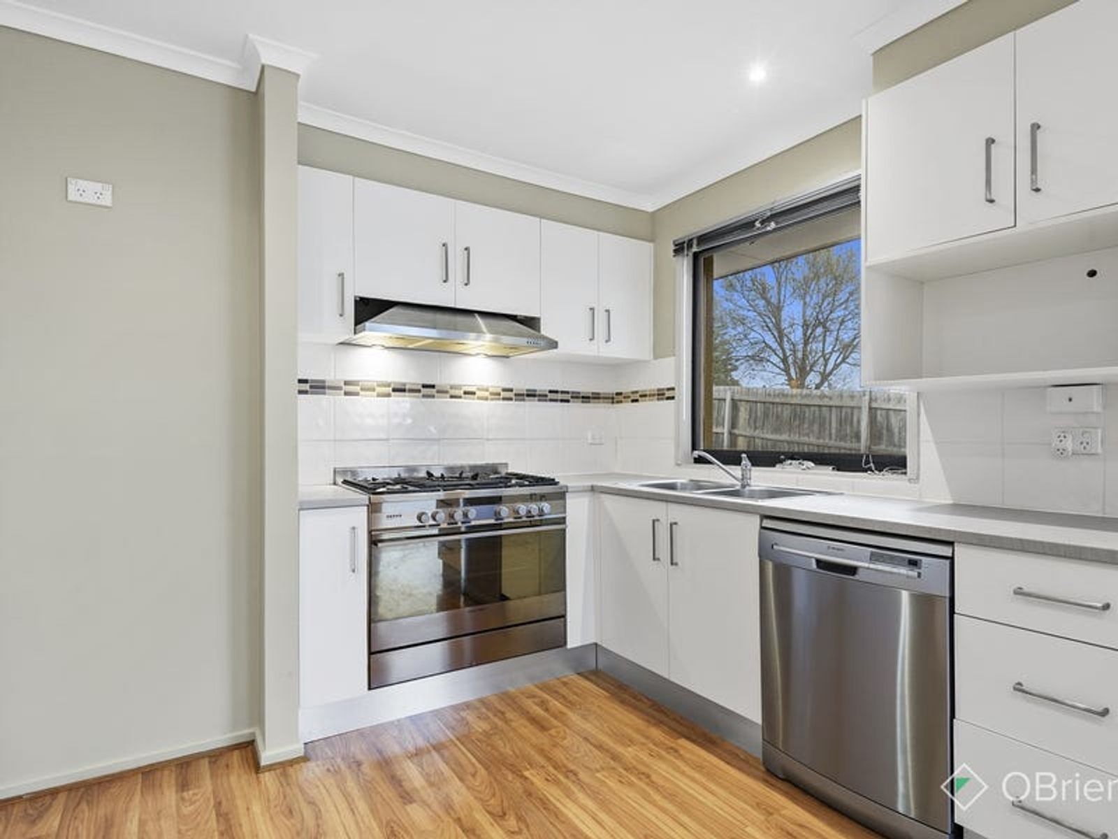 9 Buckland Court, Endeavour Hills, VIC 3802, Endeavour Hills - Thumbnail 3
