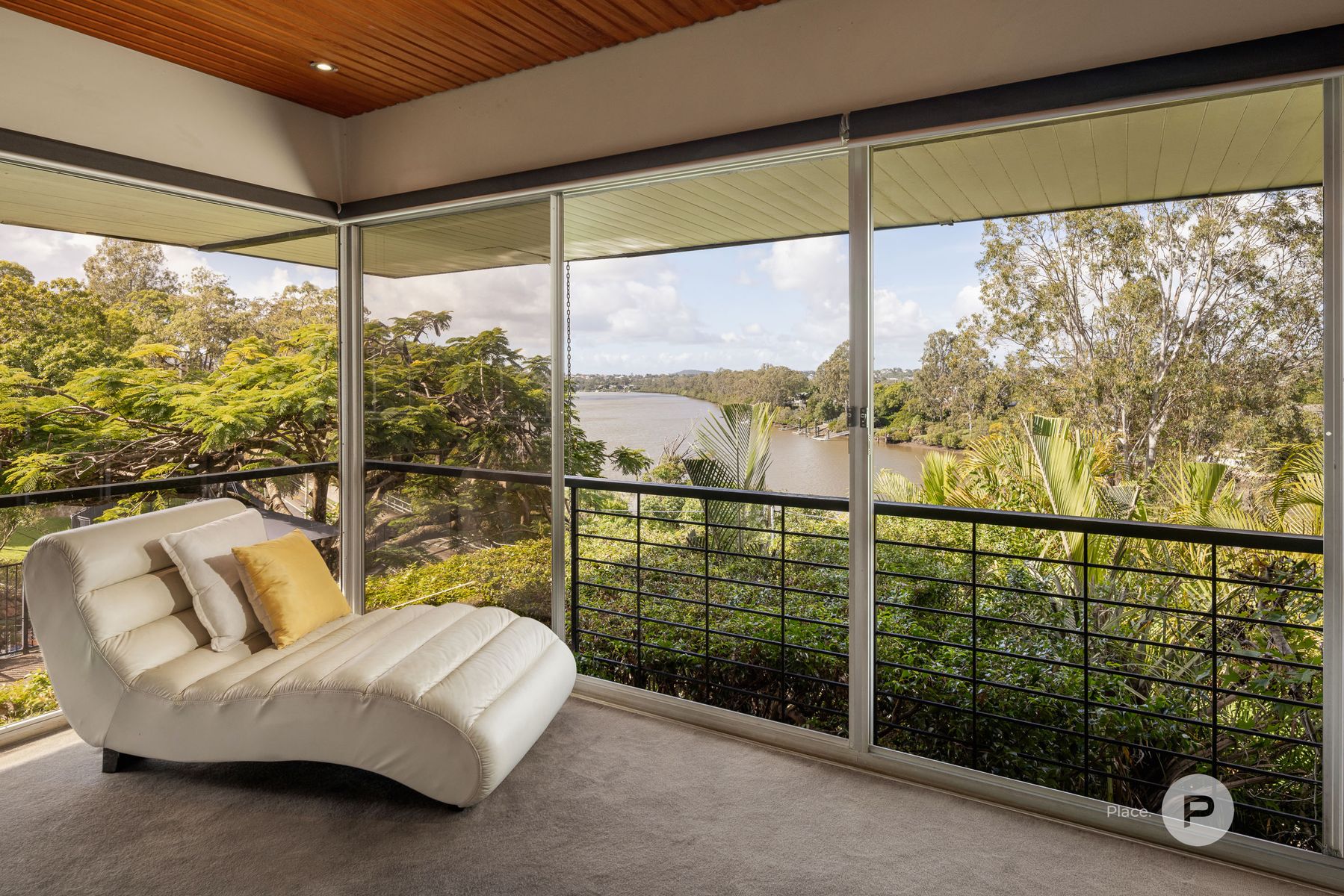 125 The Esplanade, St Lucia - Thumbnail 4