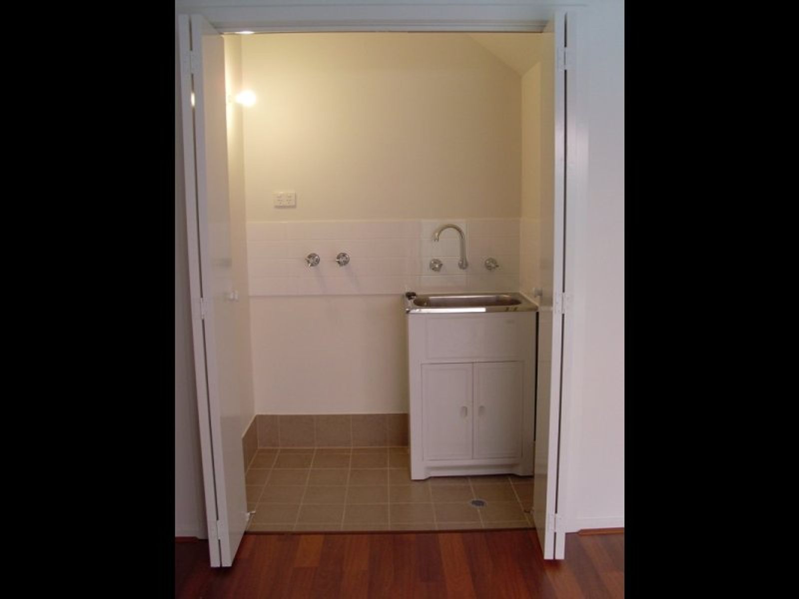37 The Strand, Mawson Lakes, SA 5095, Mawson Lakes - Thumbnail 2