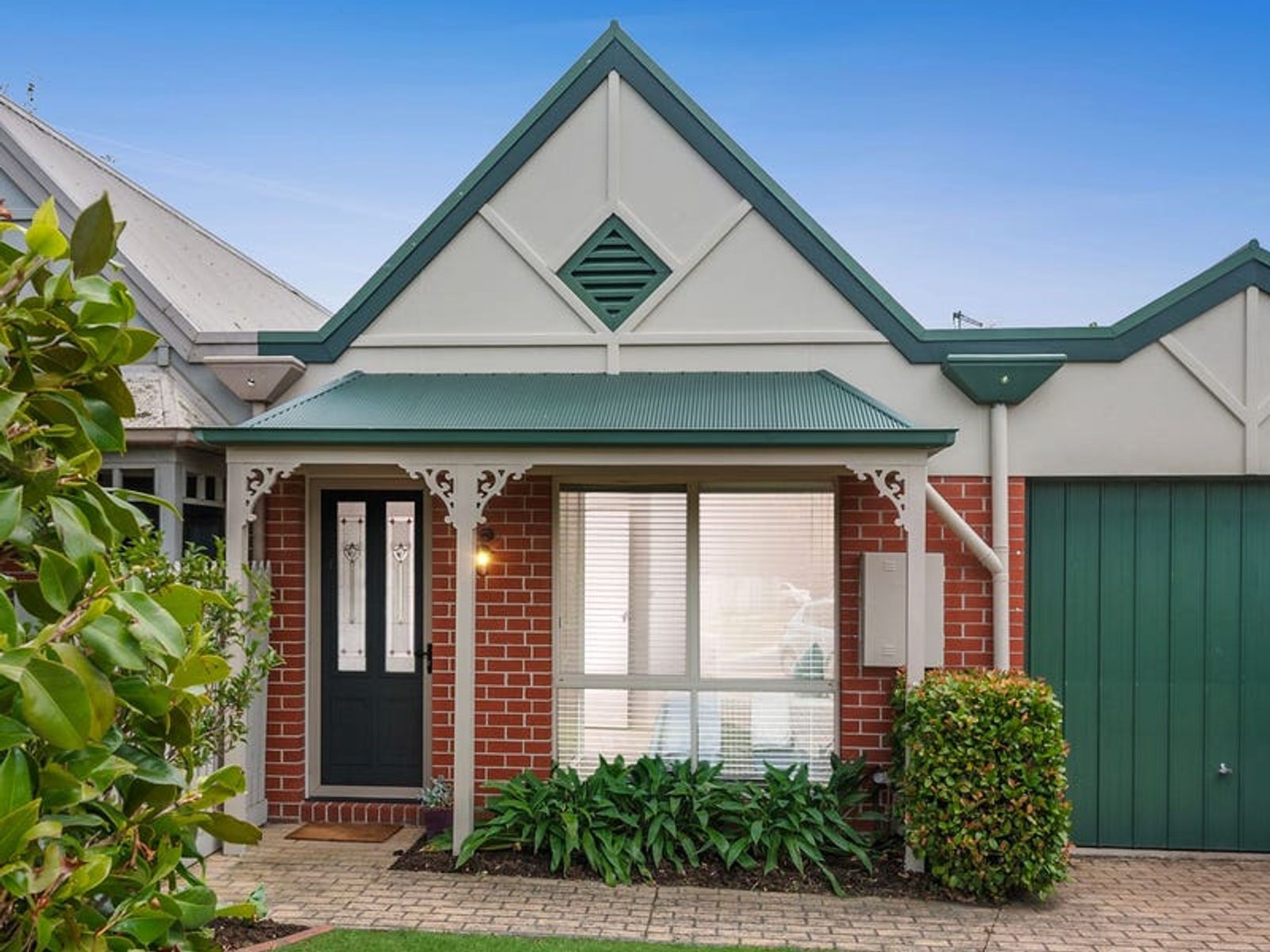 24 Mary Court, Mornington, VIC 3931, Mornington - Thumbnail 2