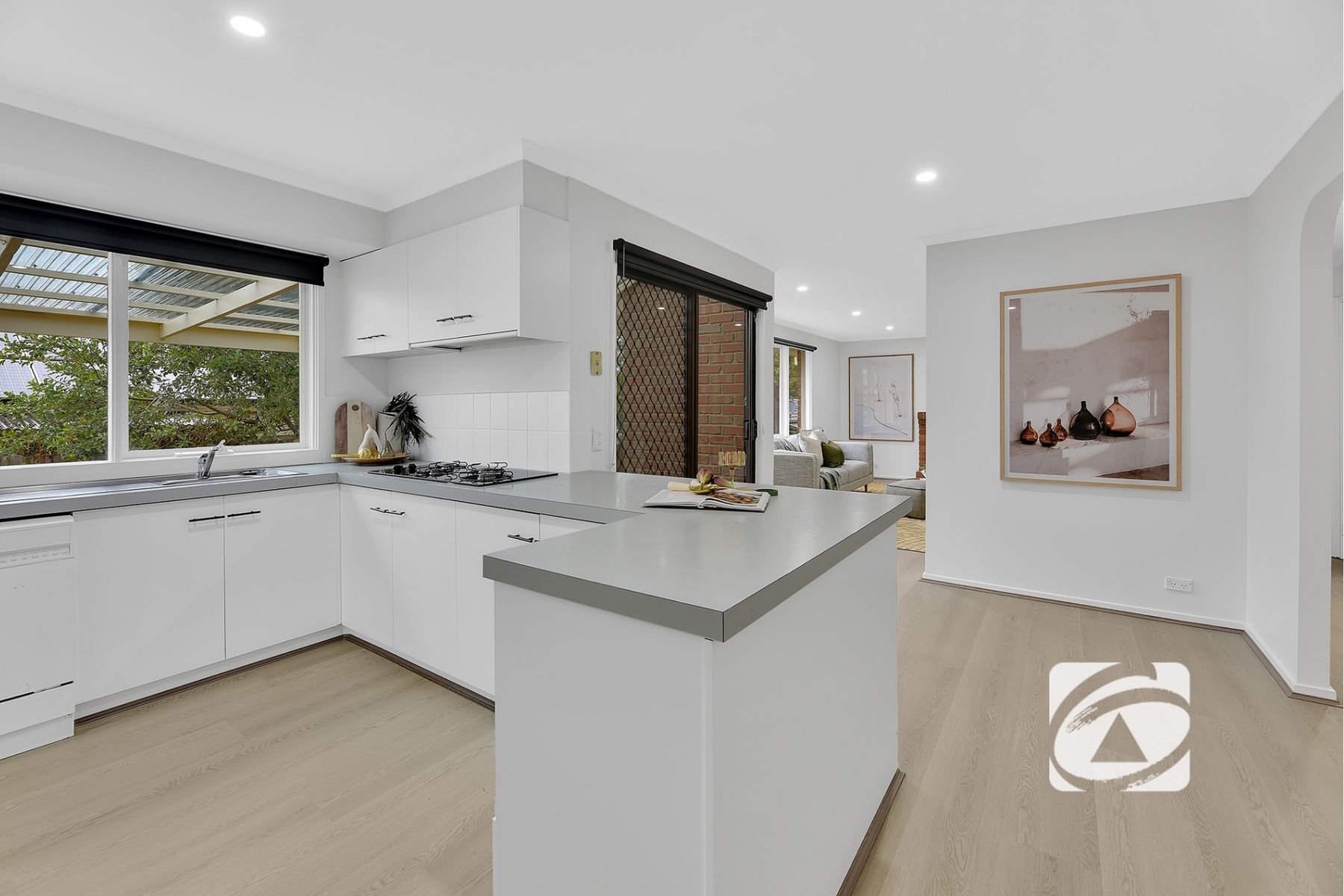 23 Michelle Drive, Hampton Park VIC 3976, Hampton Park - Thumbnail 6