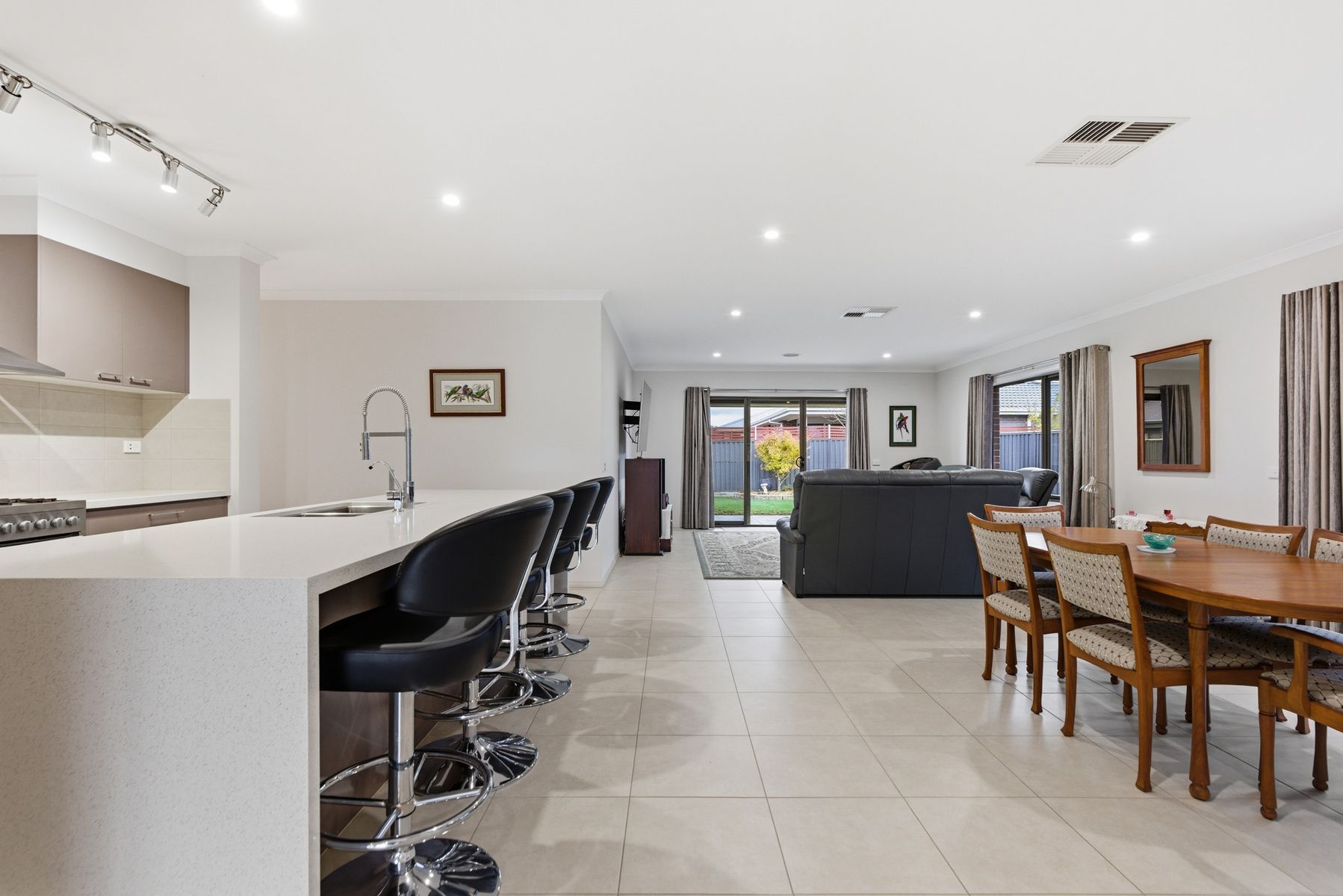 42 Whirrakee Parade, Huntly VIC 3551, Huntly - Thumbnail 3