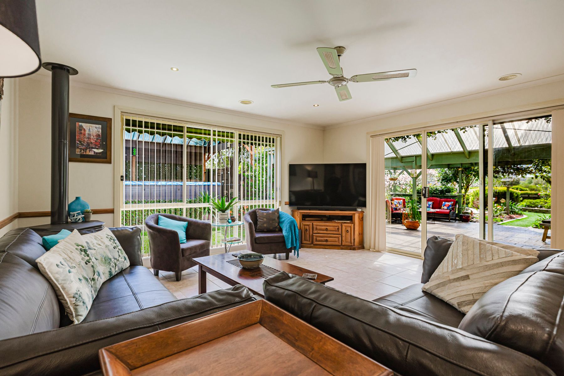 11 Cairns Drive, Darley VIC 3340, Darley - Thumbnail 8