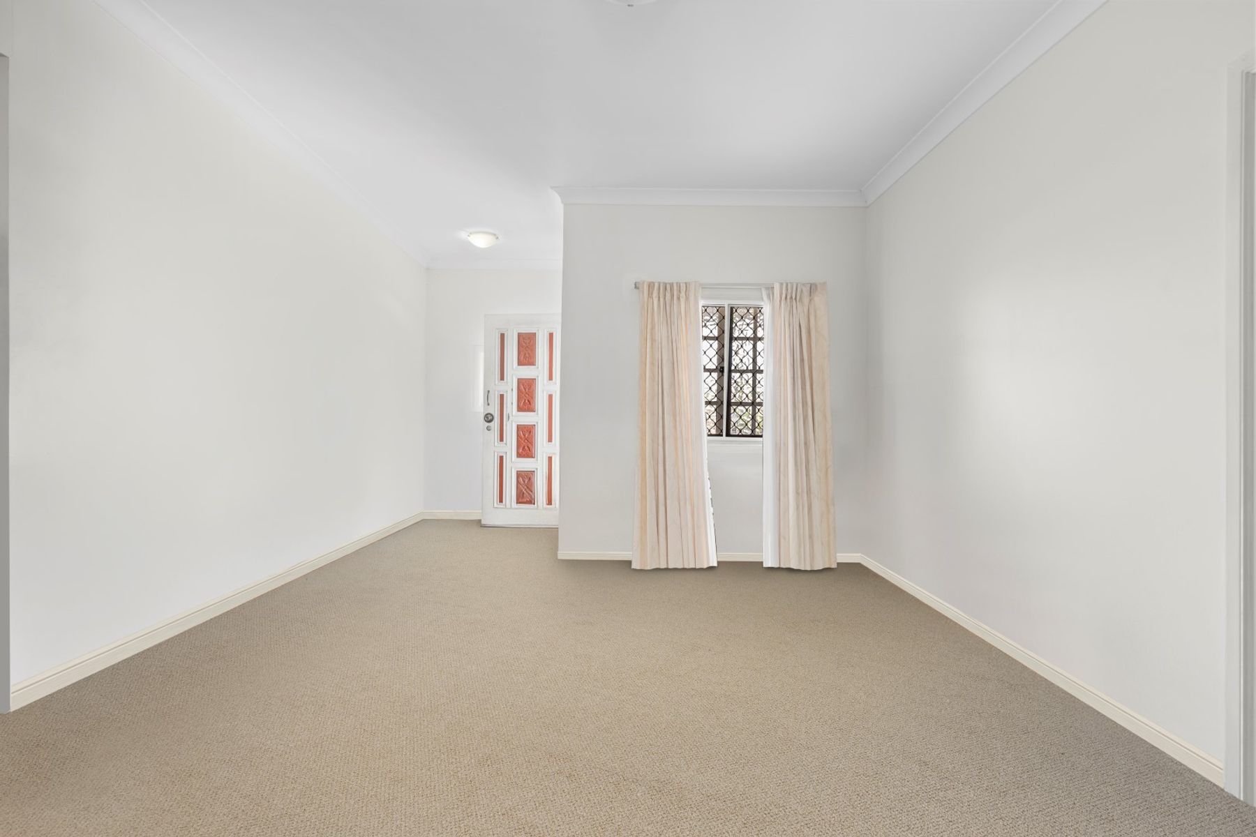16 Kitchener Street, Booval QLD 4304, Booval - Thumbnail 5