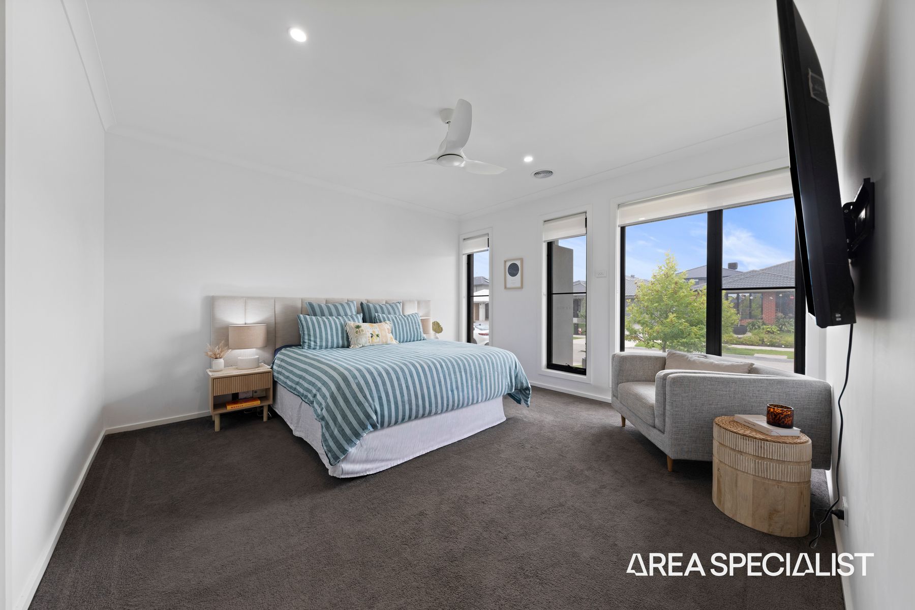 26 Aegean Street, Clyde North, VIC 3978, Clyde North - Thumbnail 8