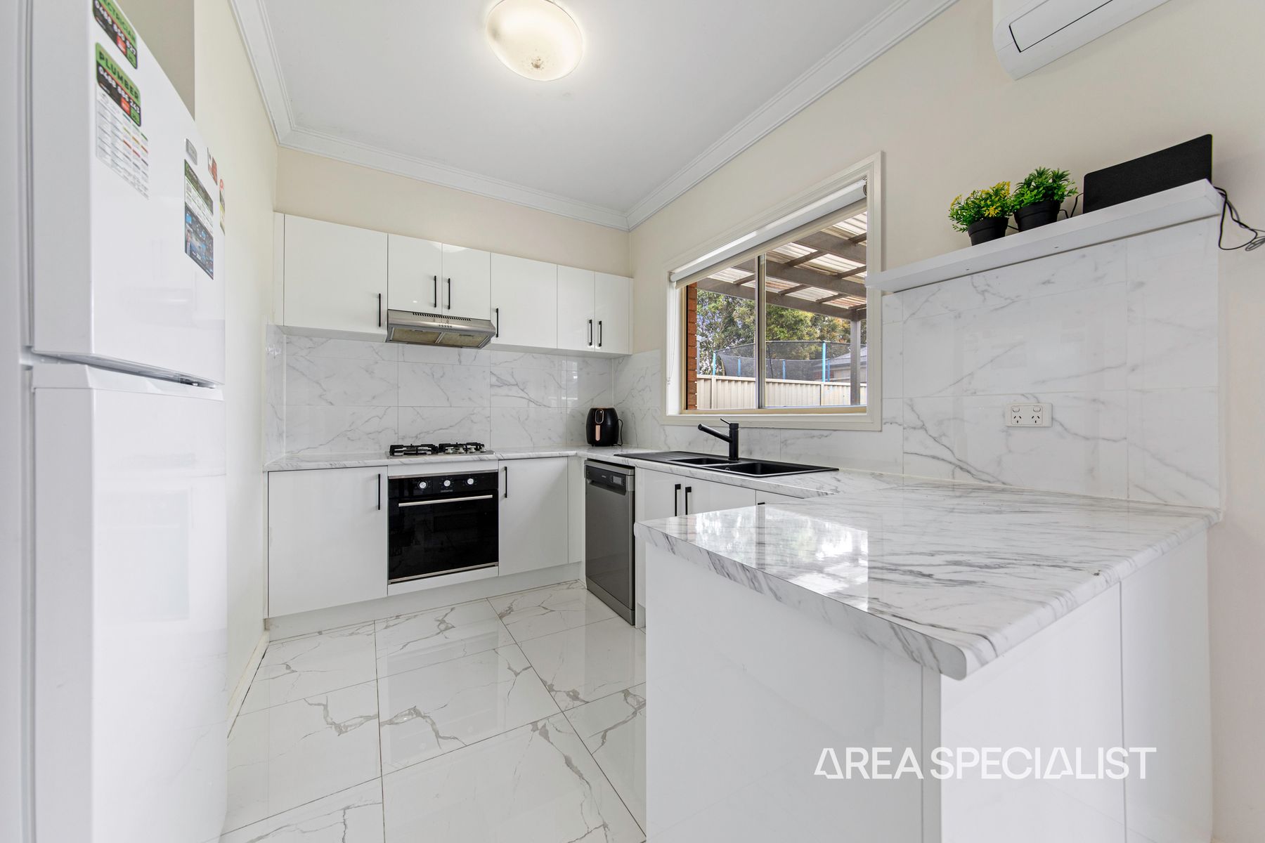 56 Oaklands Way, Pakenham, VIC 3810, Pakenham - Thumbnail 3