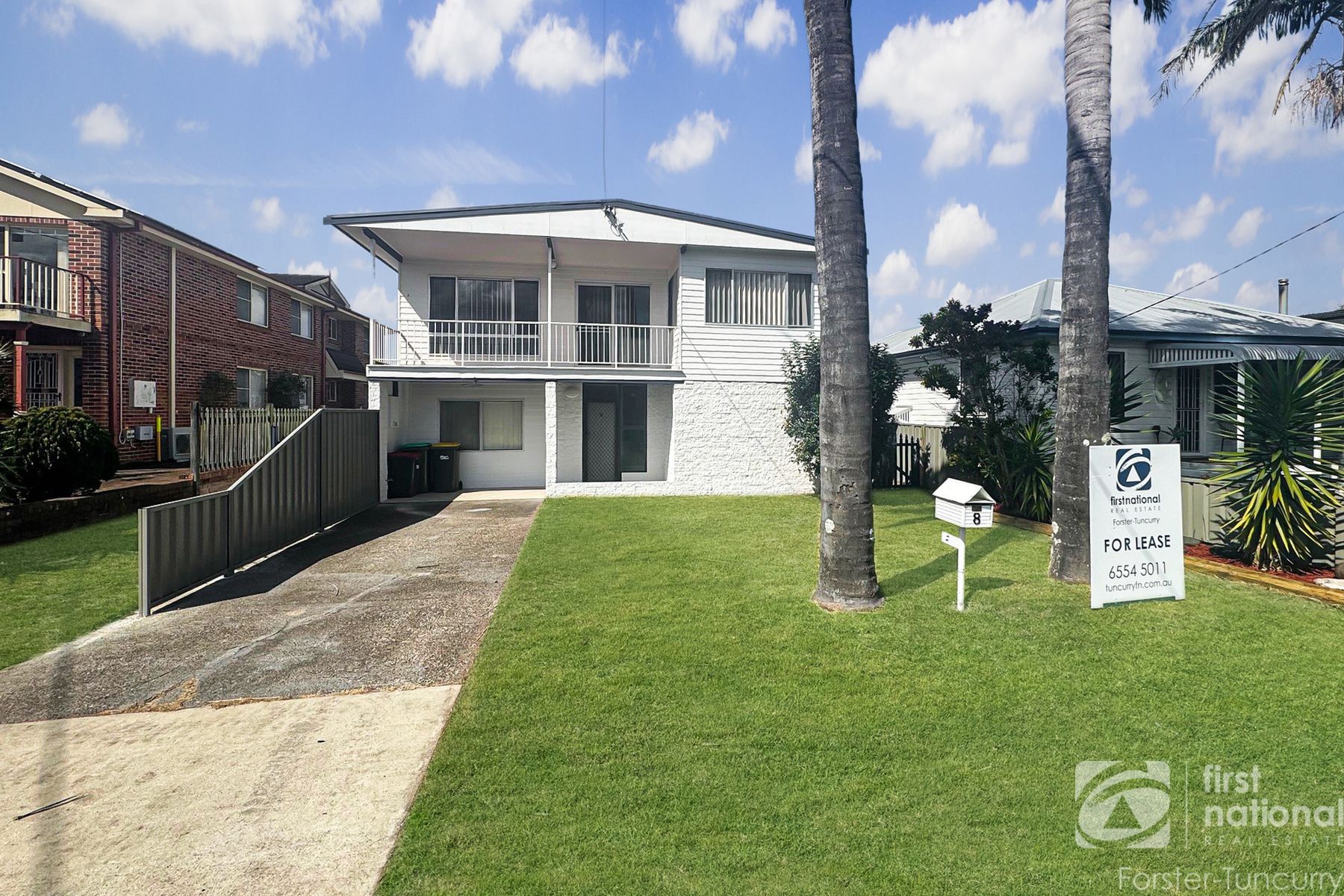 8 Baird Street, Tuncurry NSW 2428