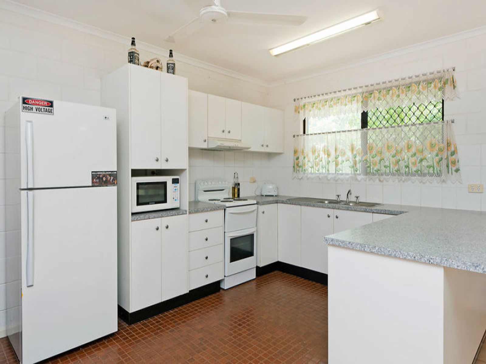 2/1 Floyd Court, Coconut Grove NT 0810, Coconut Grove - Thumbnail 6