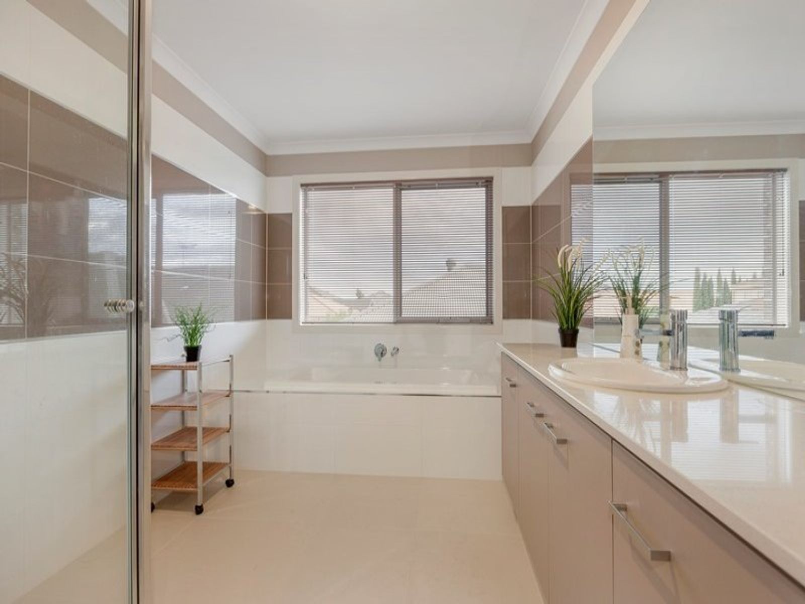 9 Elmswood Boulevard, Keysborough, VIC 3173, Keysborough - Thumbnail 8