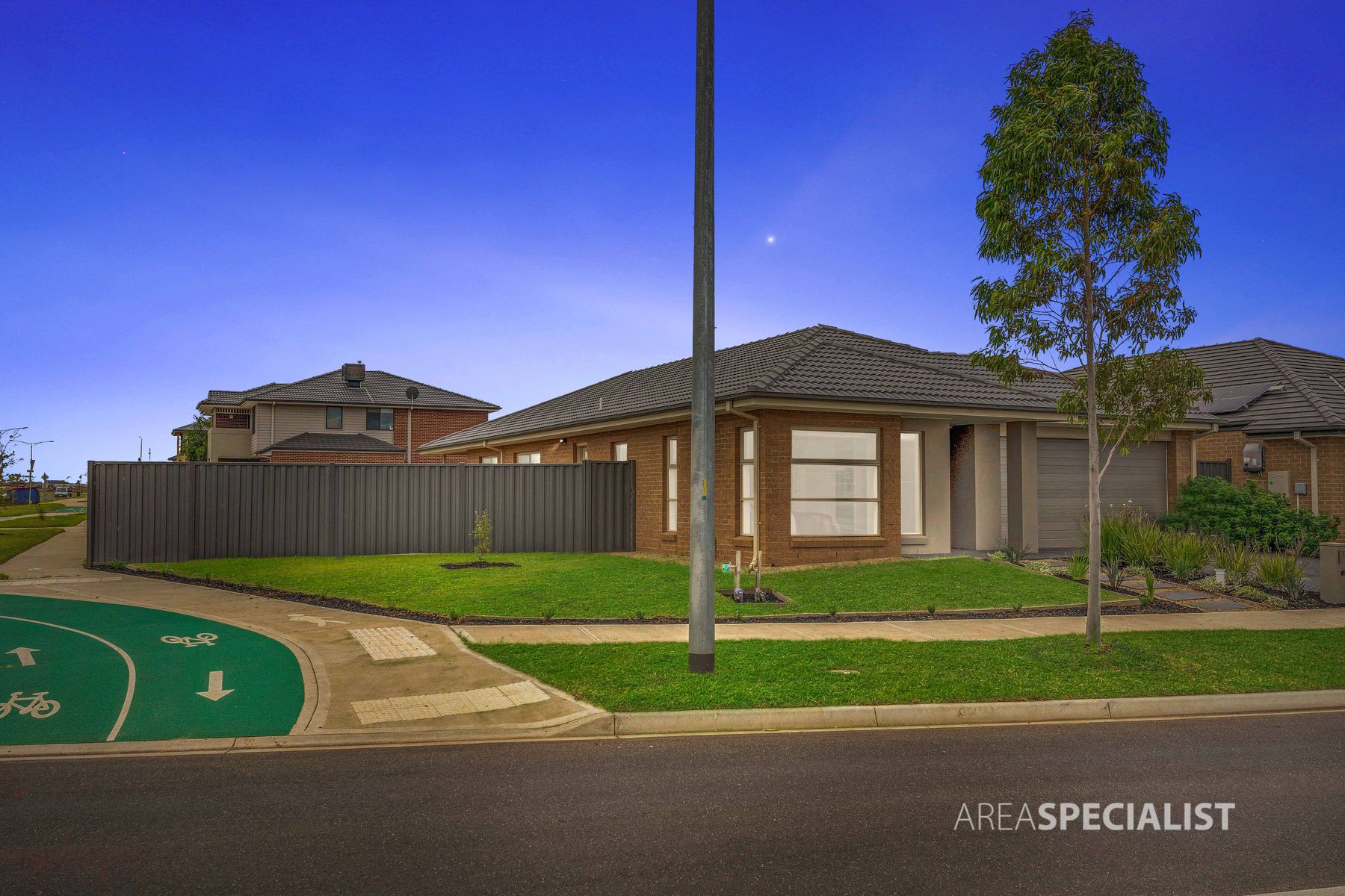 7 Inglewood Drive, Werribee, VIC 3030, Werribee - Thumbnail 3