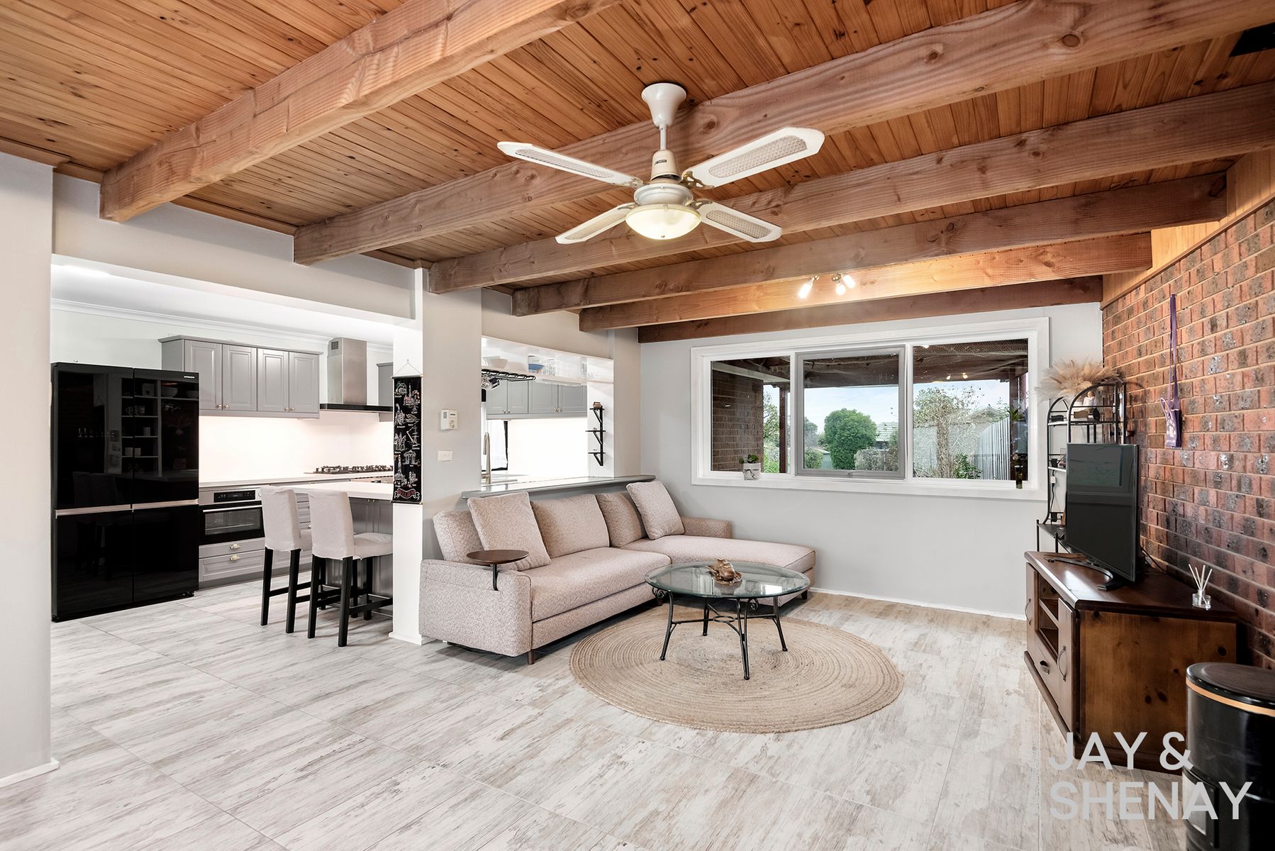 14 Zachary Hicks Crescent, Endeavour Hills, Endeavour Hills - Thumbnail 4