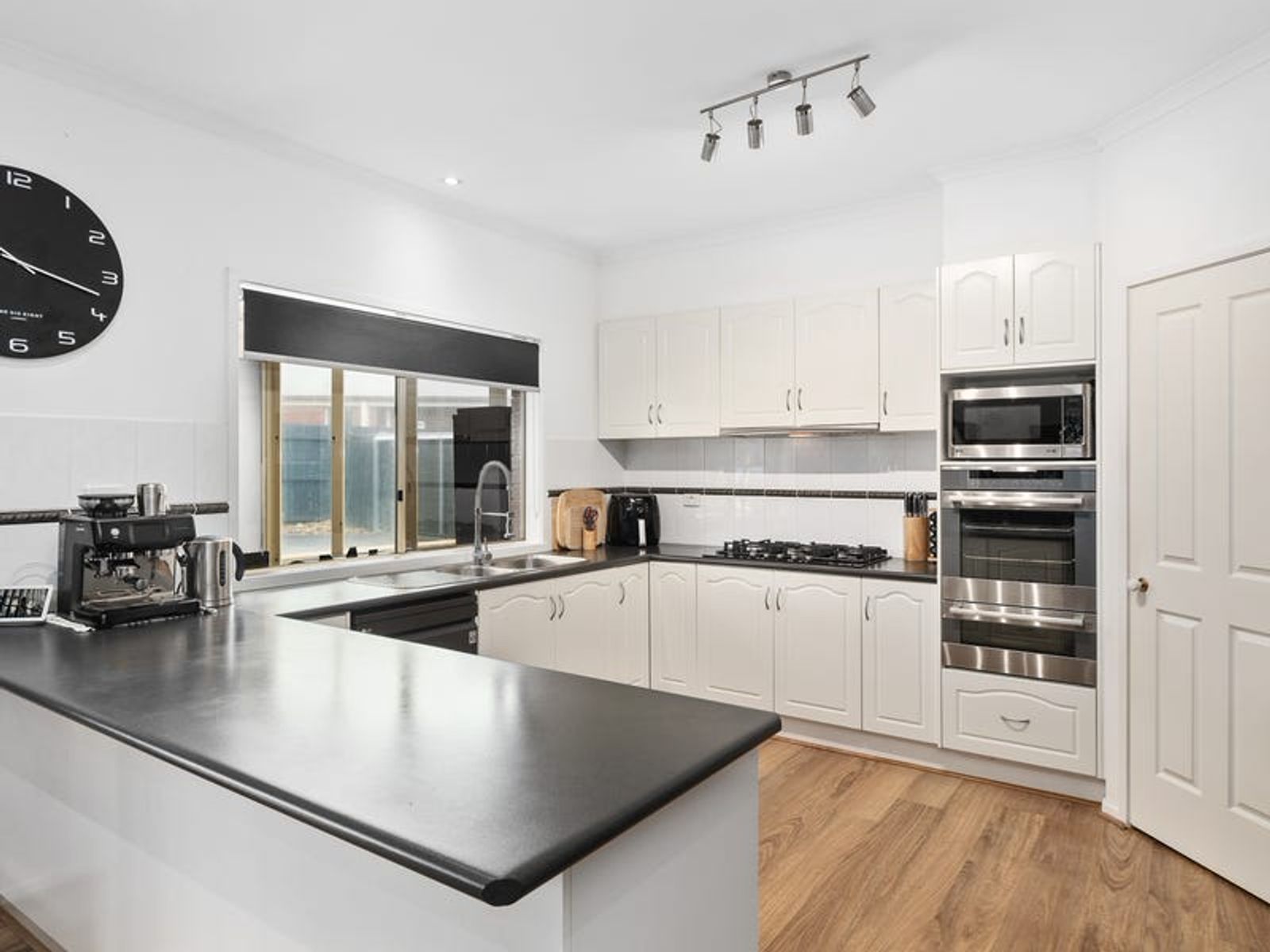 4 Palagia Court, Somerville, VIC 3912, Somerville - Thumbnail 8