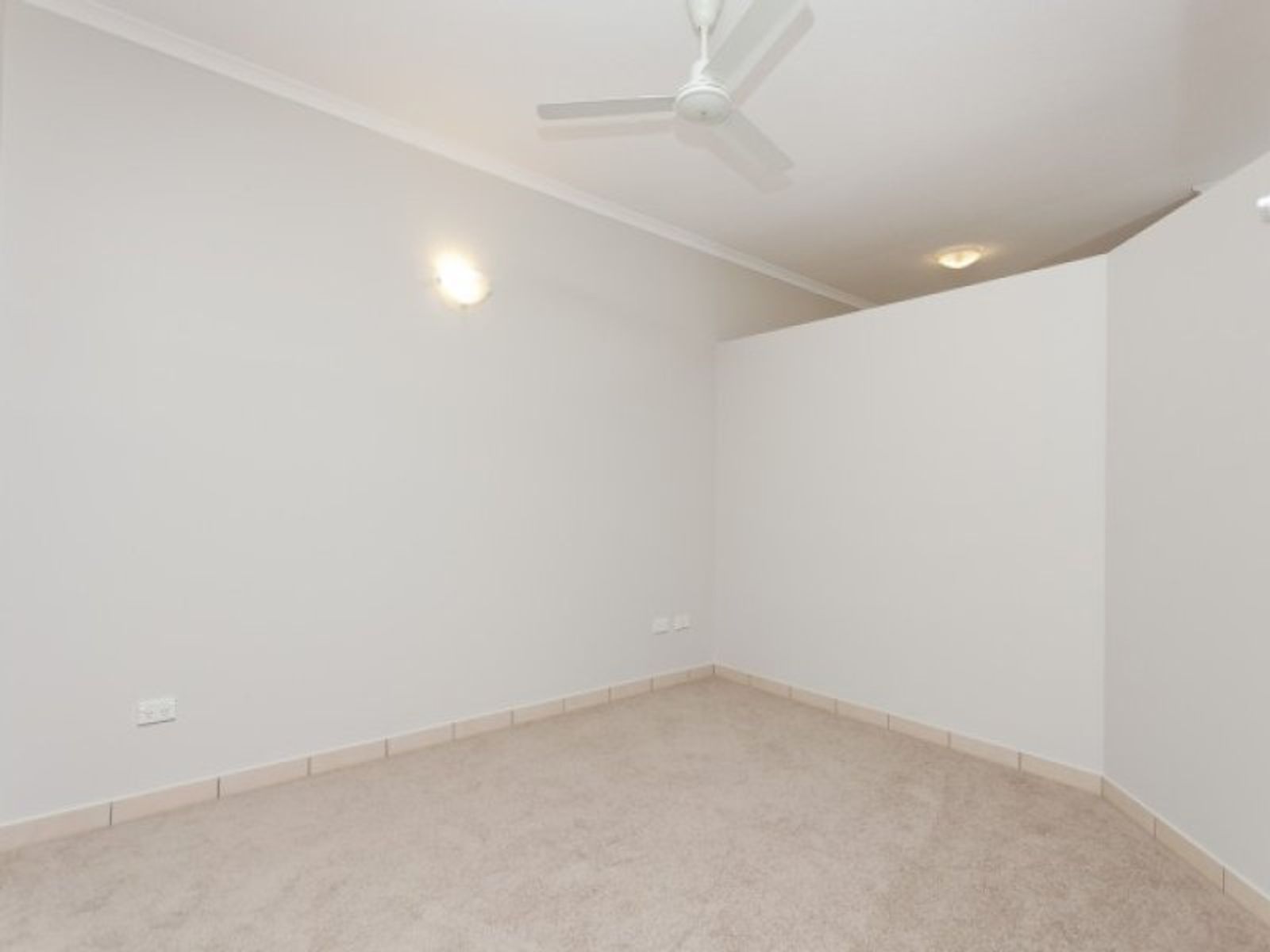 3/82 Woods Street, Darwin City NT 0800, Darwin City - Thumbnail 2