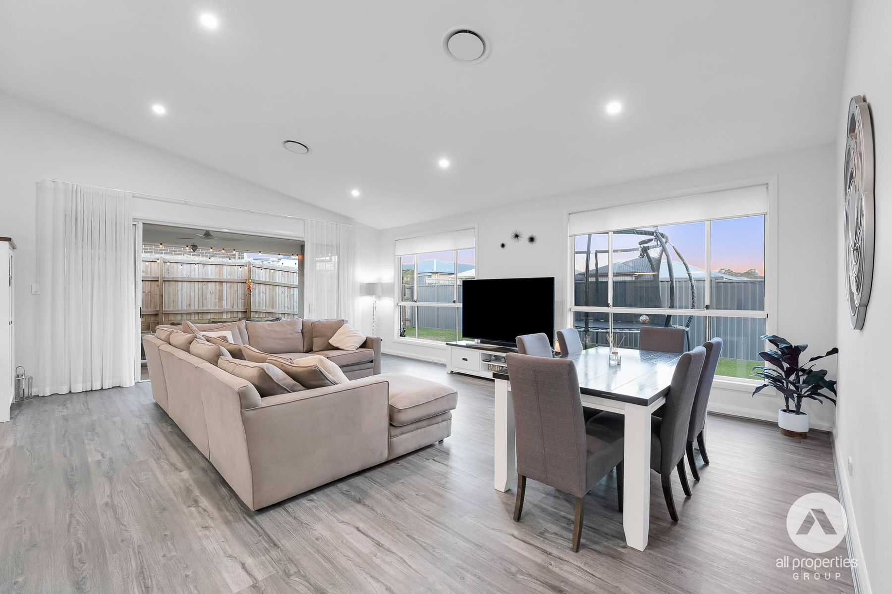 45 Outlook Boulevard, Gleneagle QLD 4285, Gleneagle - Thumbnail 8