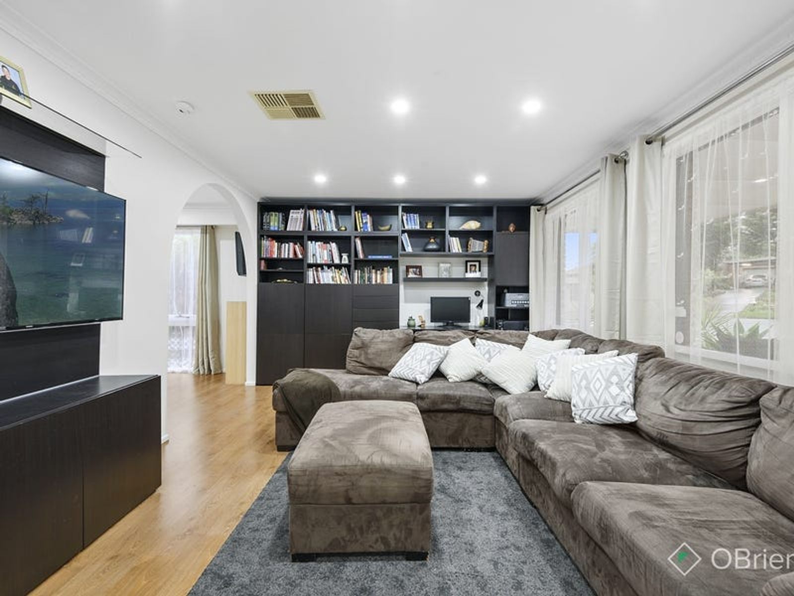 13 William Perry, Endeavour Hills, VIC 3802, Endeavour Hills - Thumbnail 4
