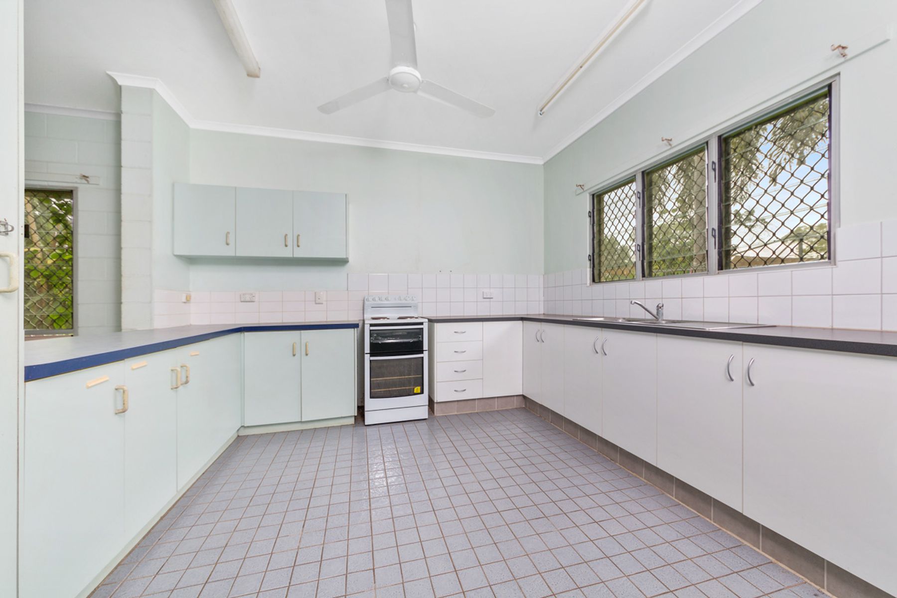 36 Woodroffe Avenue, Woodroffe NT 0830, Woodroffe - Thumbnail 3