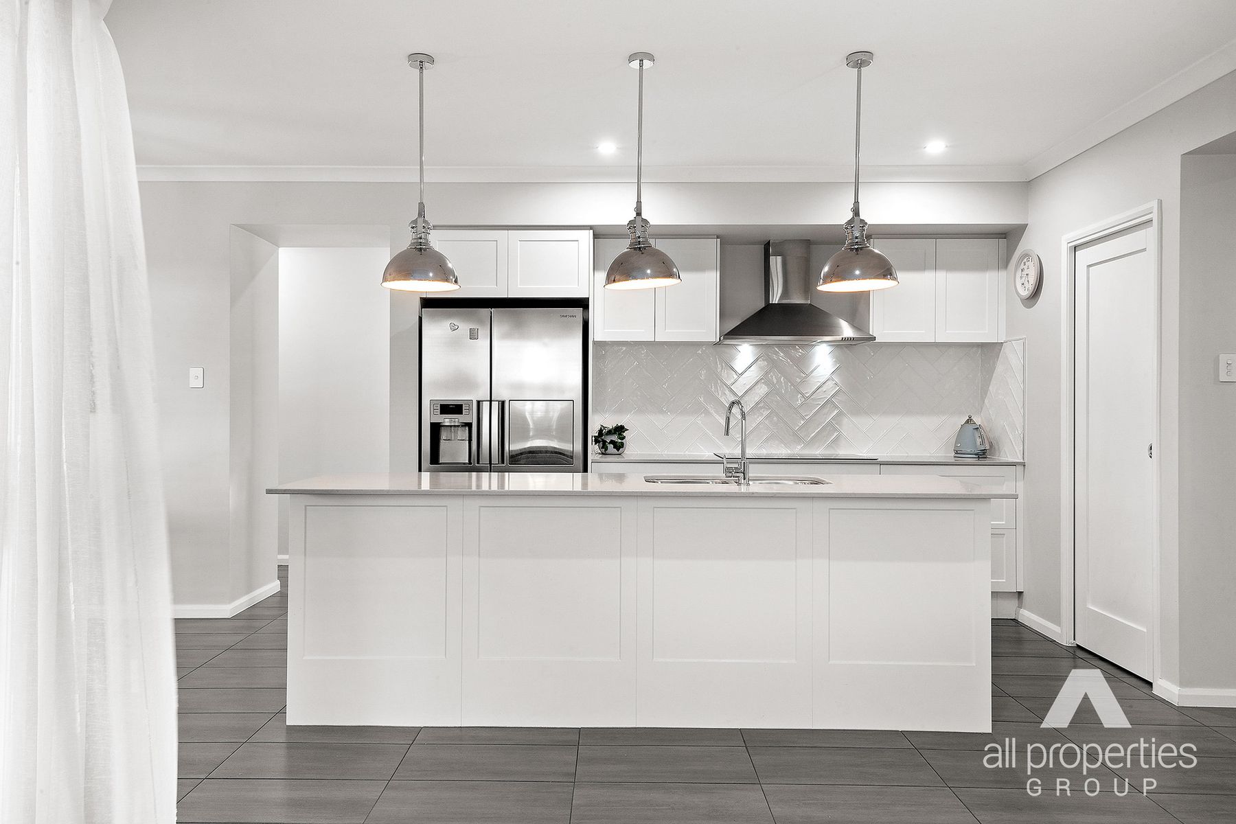 18 Abbeydale Road, Greenbank QLD 4124, Greenbank - Thumbnail 2