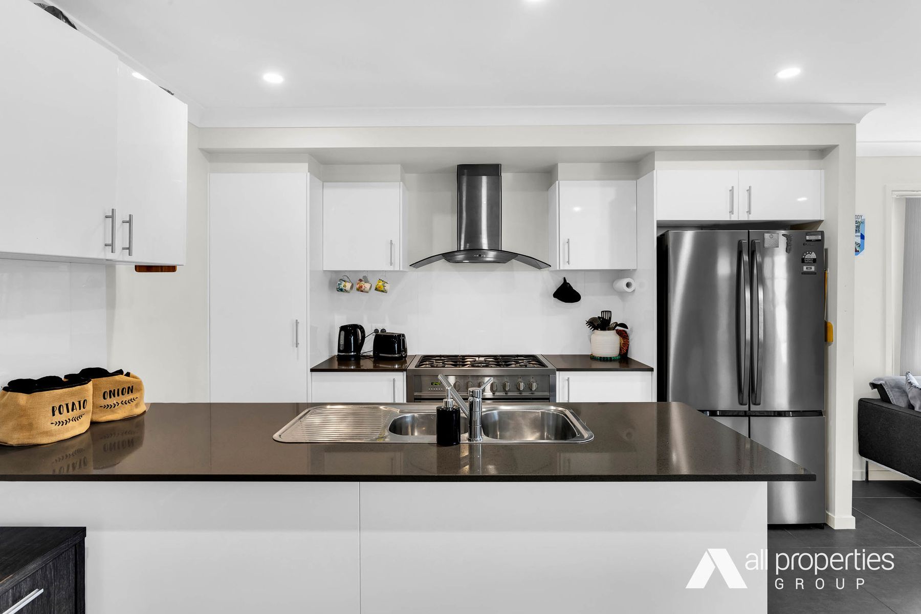 21 Soapstone Crescent, Yarrabilba QLD 4207, Yarrabilba - Thumbnail 2