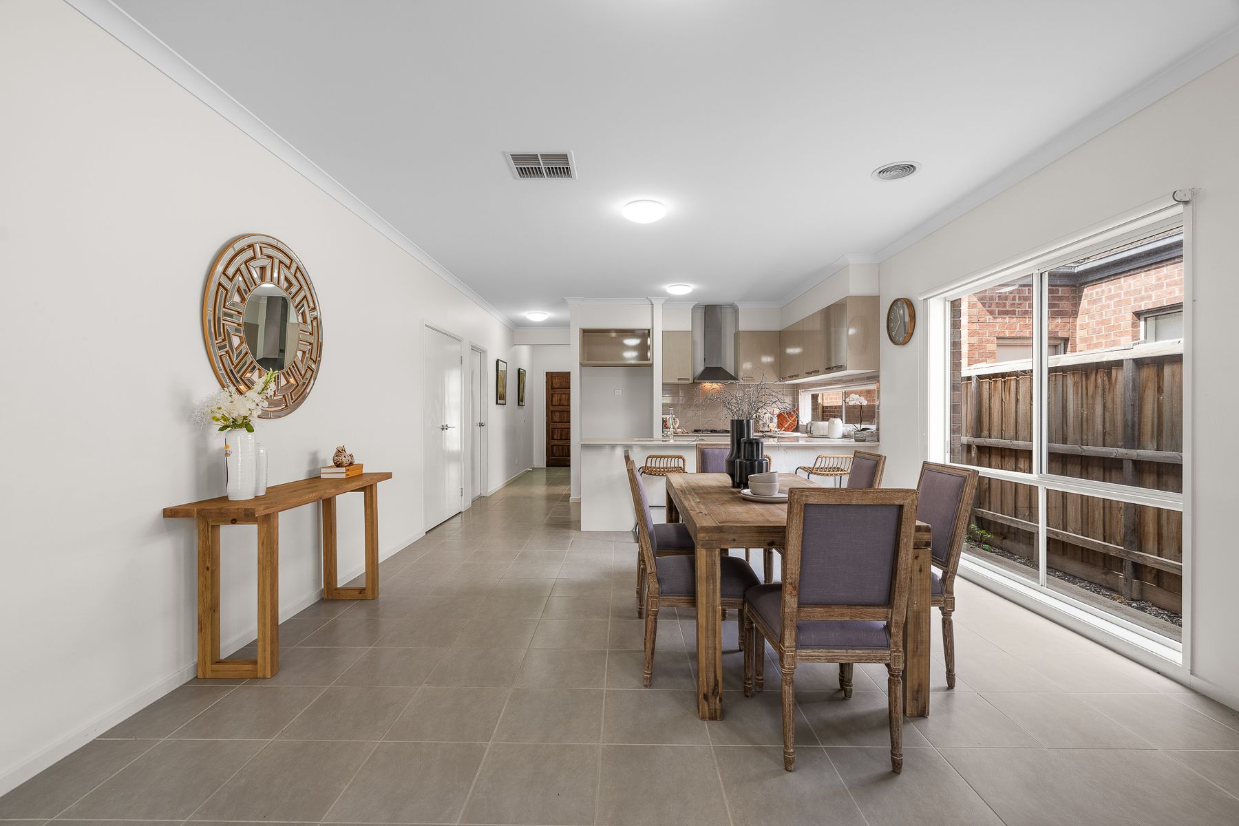 21 Winscombe Road, Werribee, VIC 3030, Werribee - Thumbnail 5