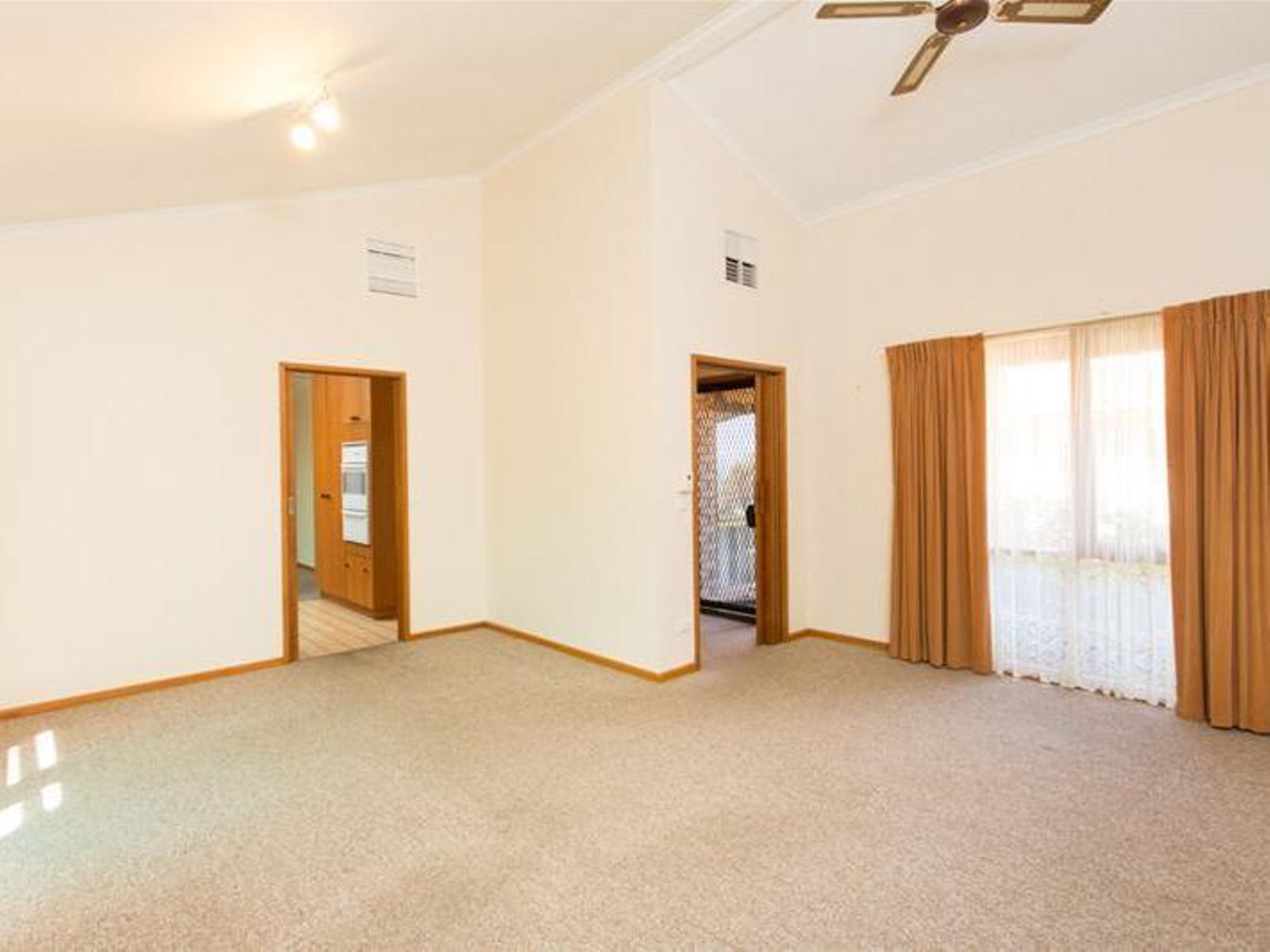 13/1 Rambling Way, Mildura - Thumbnail 2