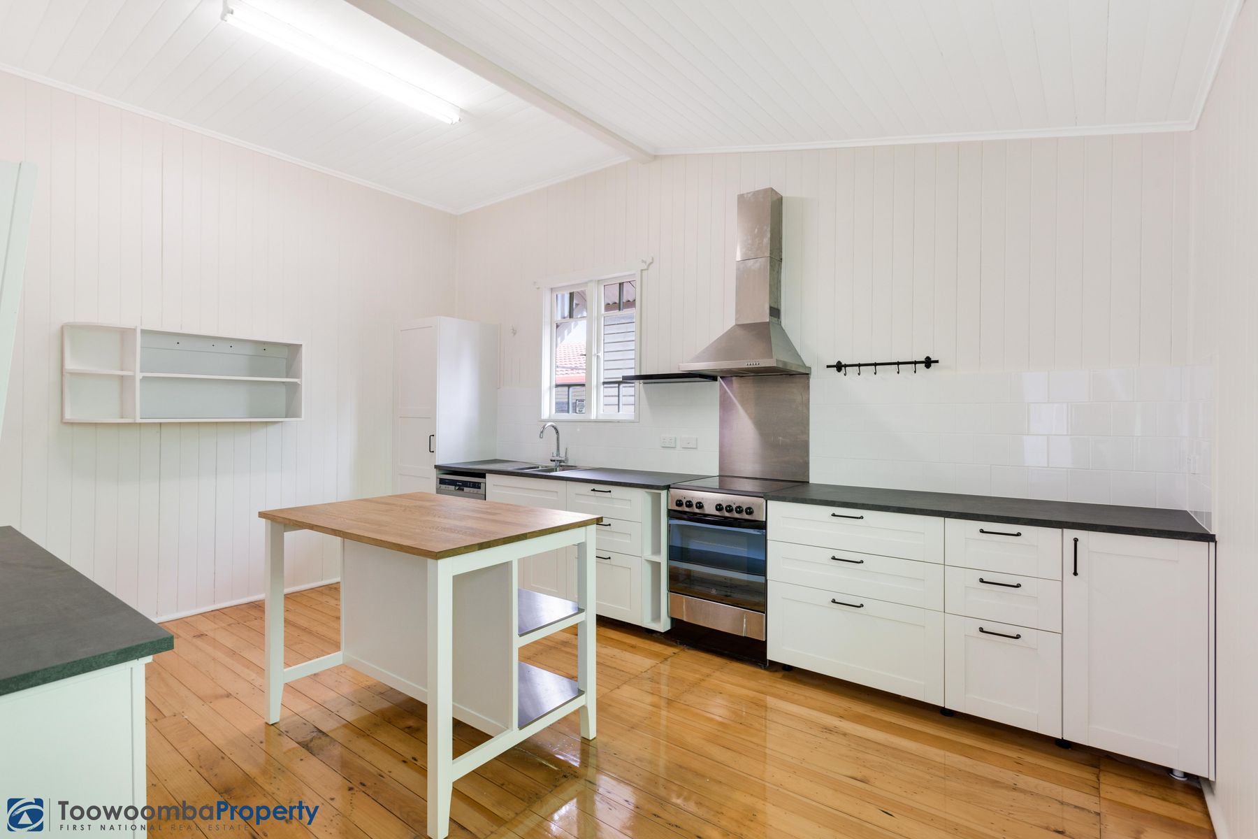 175 Russell Street, Newtown QLD 4350, Newtown - Thumbnail 2