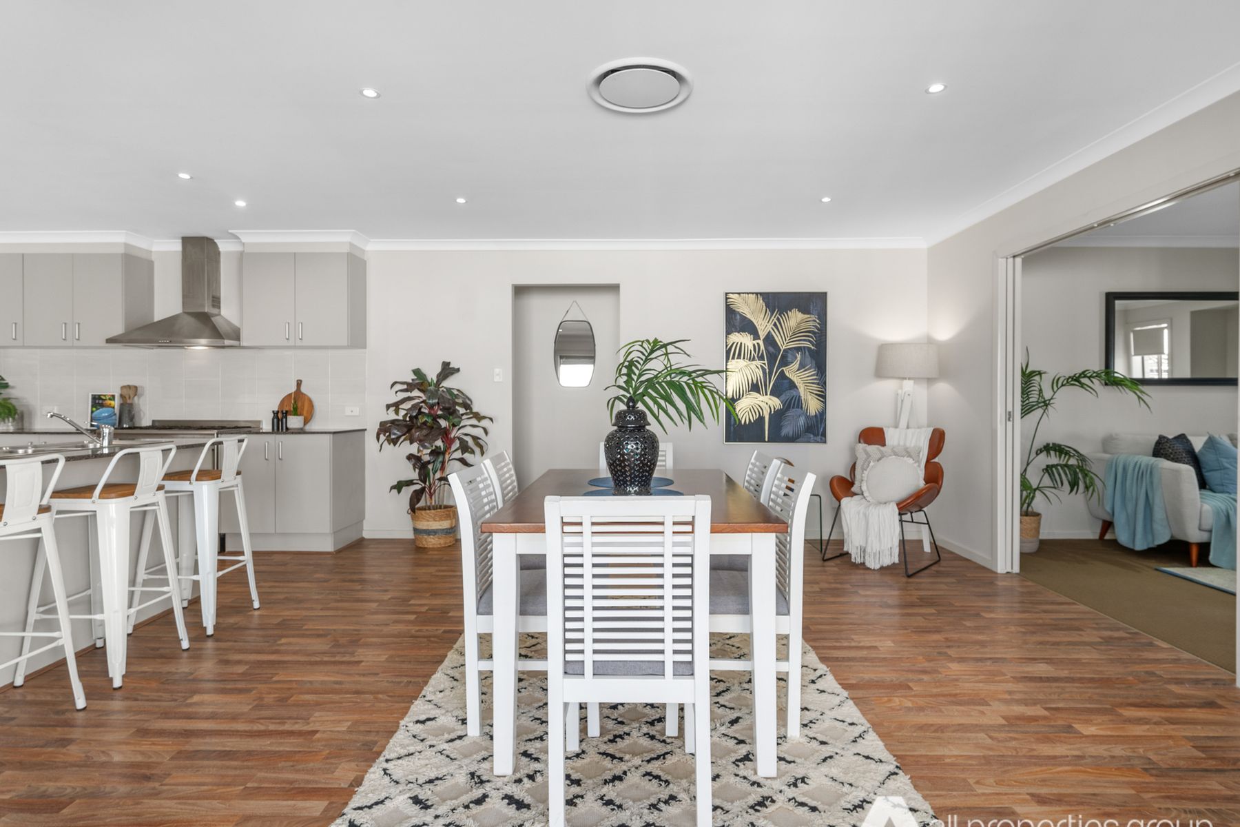 52 Juniper Street, Heathwood QLD 4110, Heathwood - Thumbnail 2