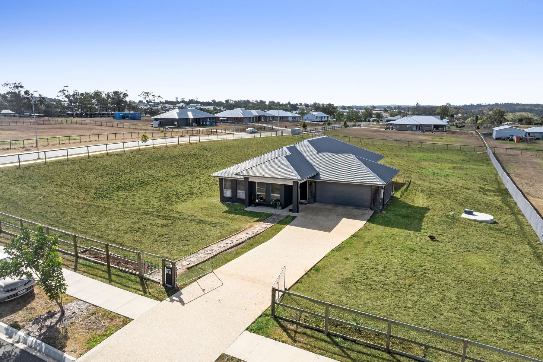 7 Aquila Dr / 2 Wisdom St, Meringandan West QLD 4352, Meringandan West - Image 1