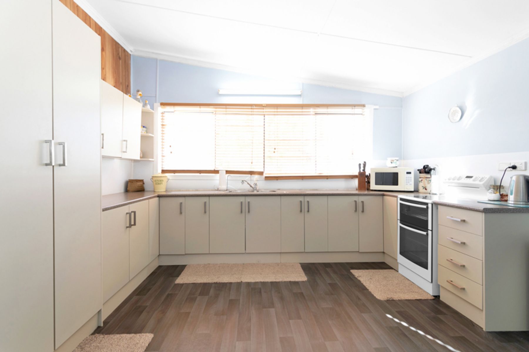 5283 Mackay, Finch Hatton - Thumbnail 3