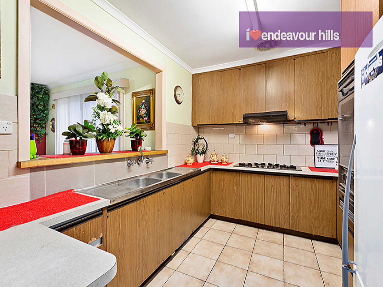 160 James Cook Drive, Endeavour Hills, VIC 3802, Endeavour Hills - Thumbnail 2