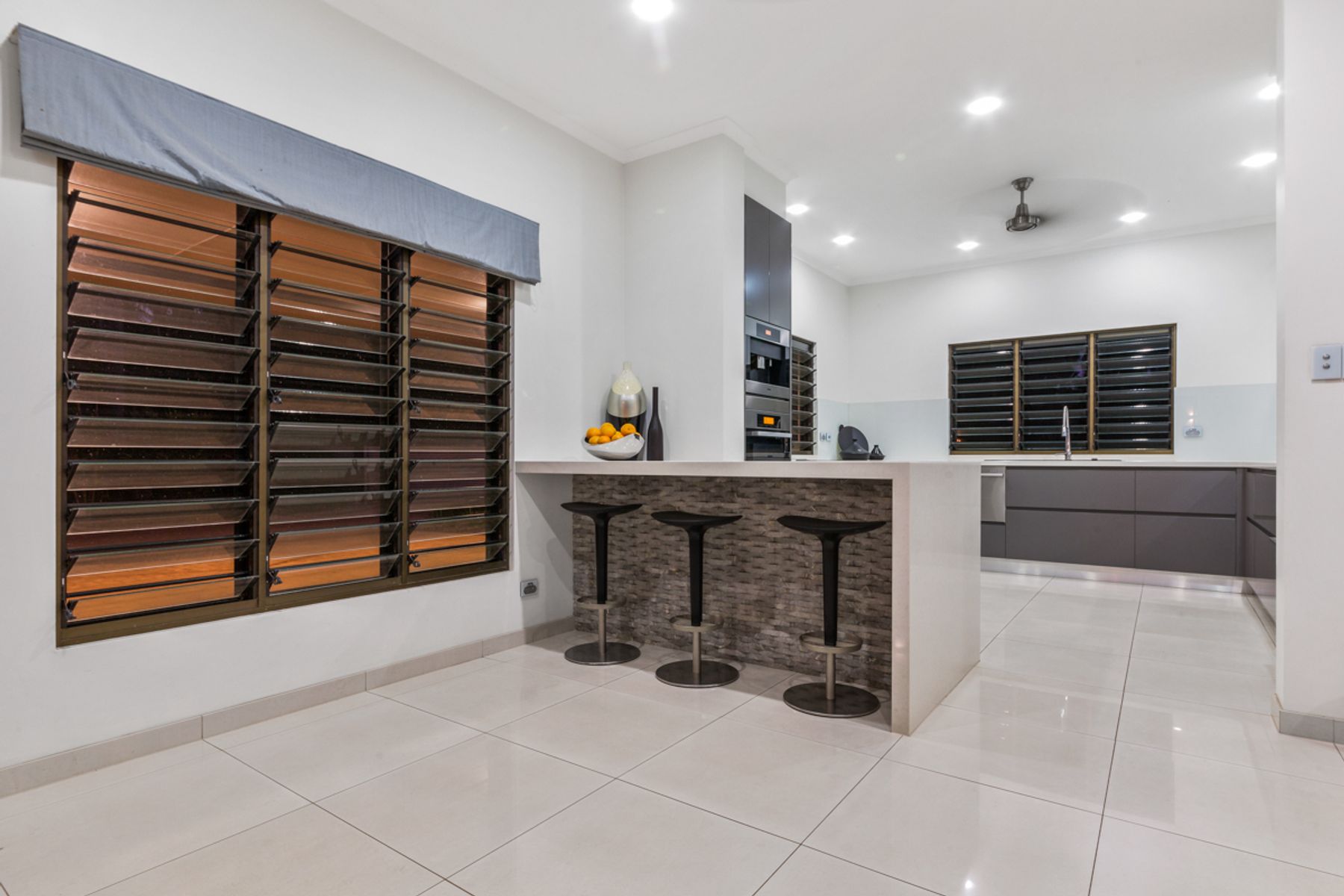 6 Orchard Road, Coconut Grove NT 0810, Coconut Grove - Thumbnail 8