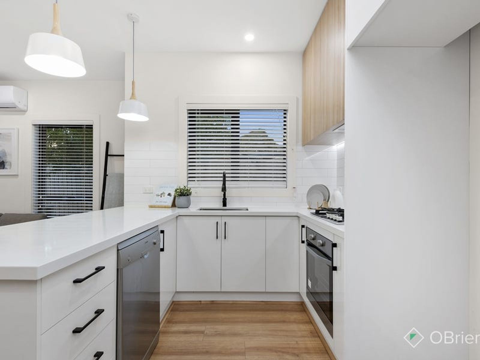 2/3 Marra Court, Endeavour Hills, VIC 3802, Endeavour Hills - Thumbnail 4