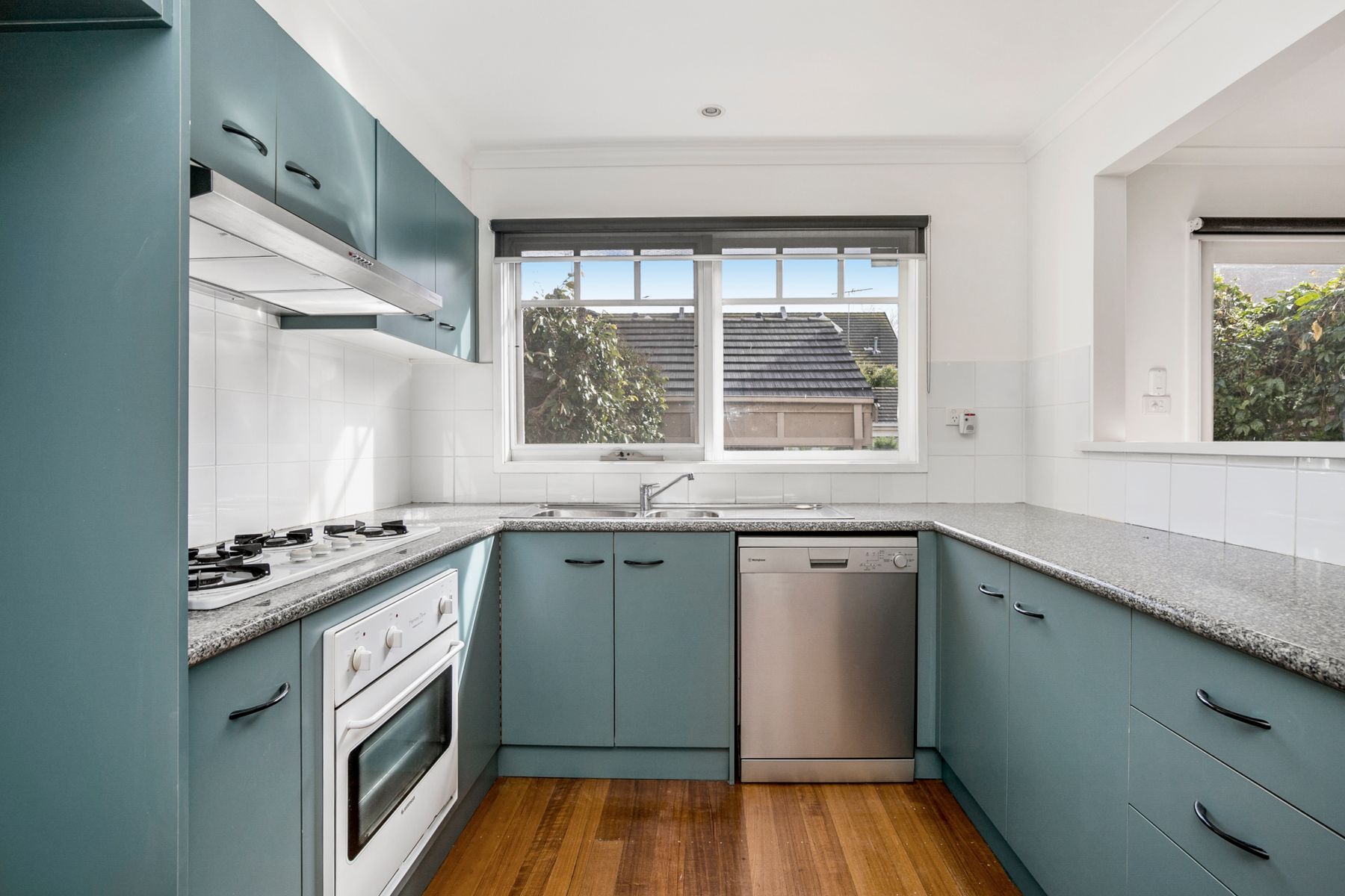 26 Peppercorn Walk, Kensington - Thumbnail 2