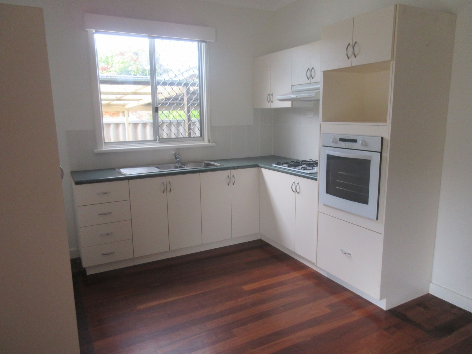2/17 South Street, West Busselton WA 6280, West Busselton - Thumbnail 2