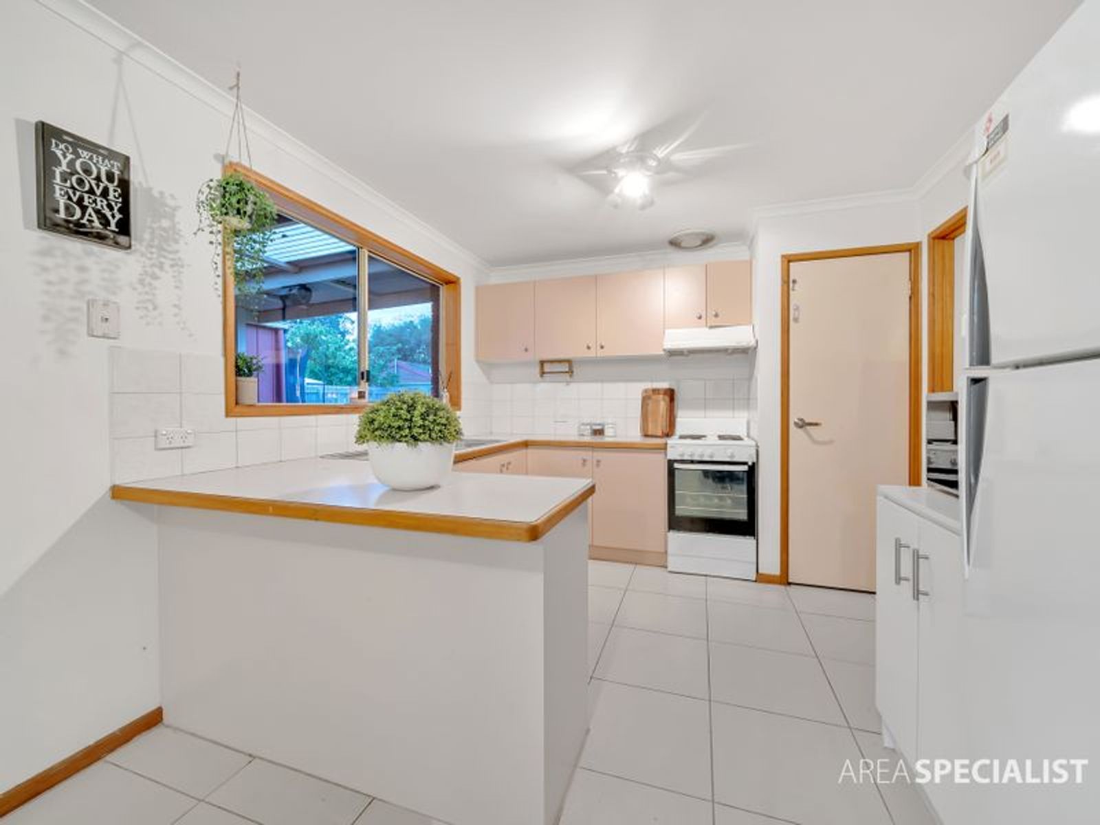 21 Brentwood Drive, Cranbourne North, VIC 3977, Cranbourne North - Thumbnail 5