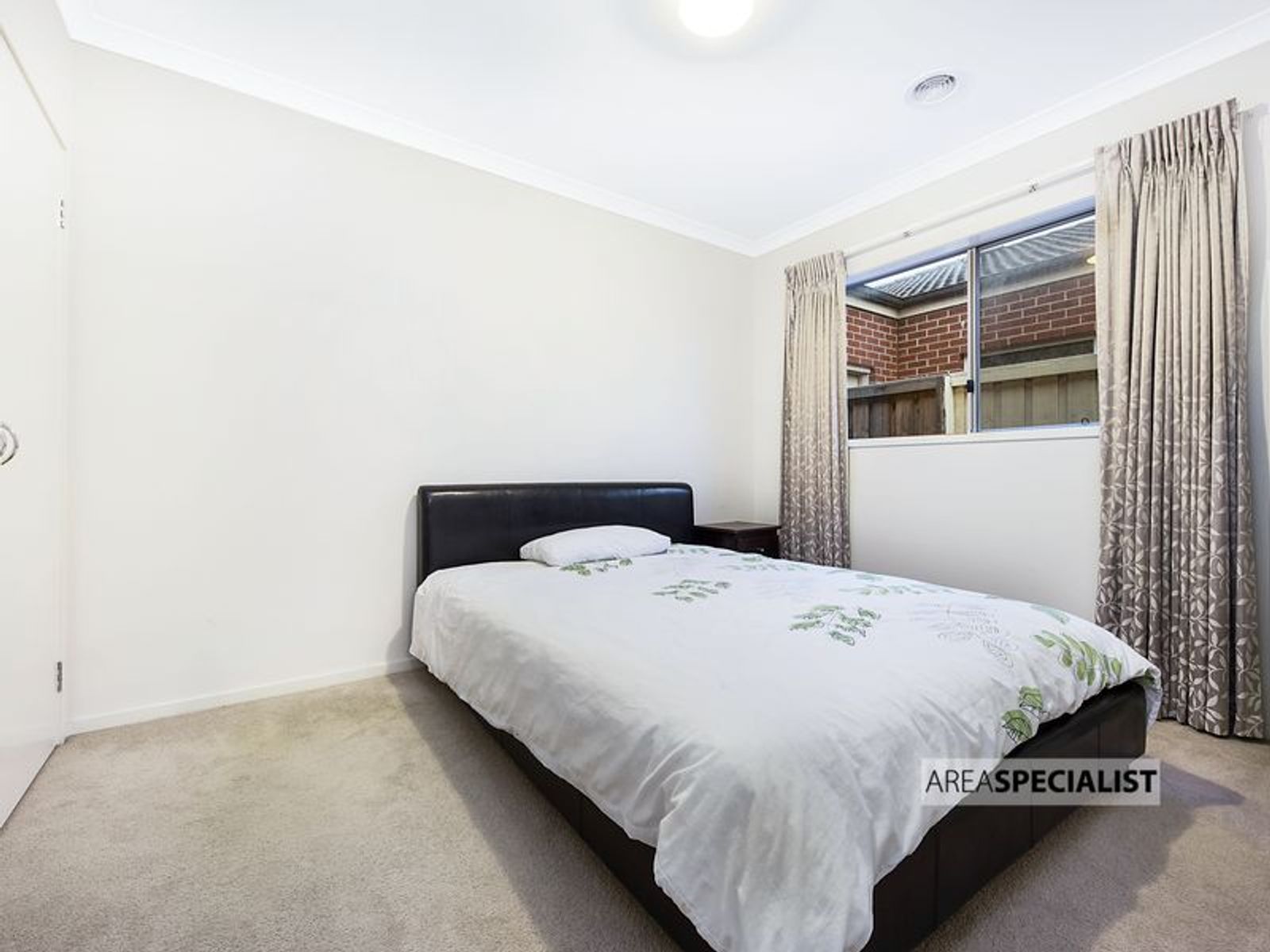 6 Cemetine Terrace, Cranbourne, VIC 3977, Cranbourne - Thumbnail 4