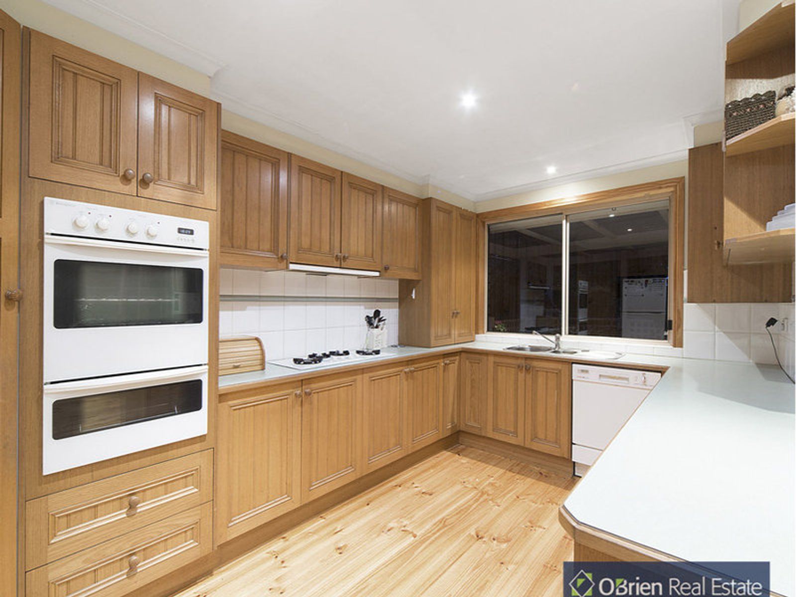 21 Matthew Flinders Avenue, Endeavour Hills, VIC 3802, Endeavour Hills - Thumbnail 5