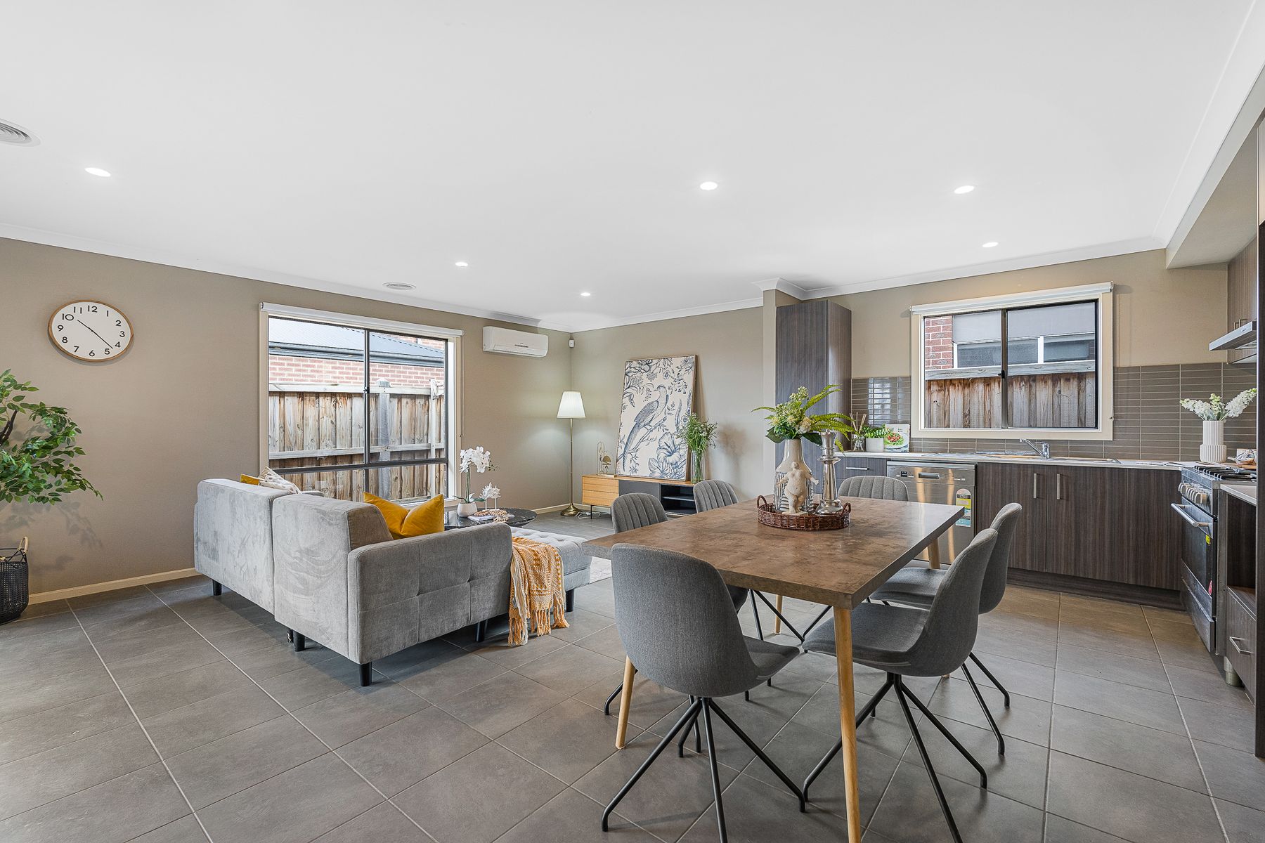 9 Stonecrop Way, Wyndham Vale, VIC 3024, Wyndham Vale - Thumbnail 2