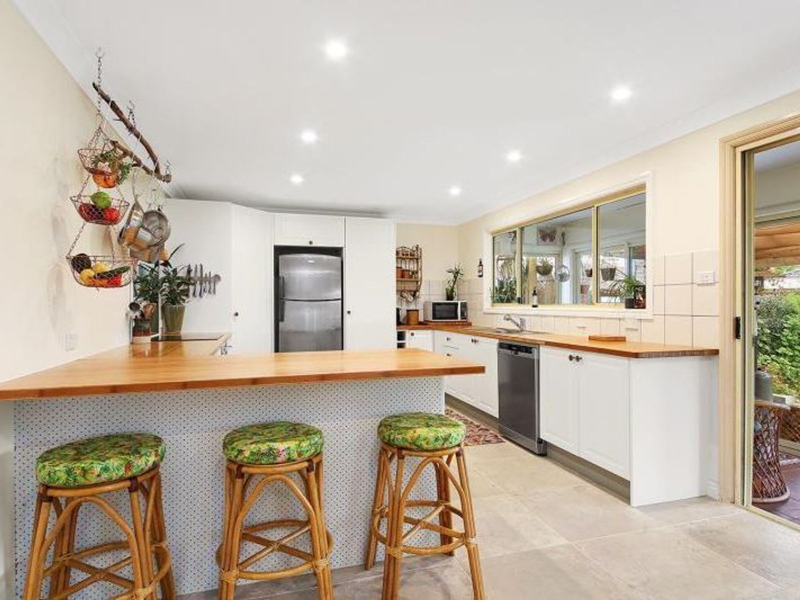 19 Gracemar Avenue, Panania NSW 2213, Panania - Thumbnail 2