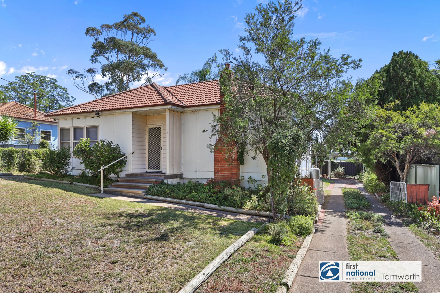 5 HUME STREET, Tamworth NSW 2340, Tamworth - Thumbnail 2
