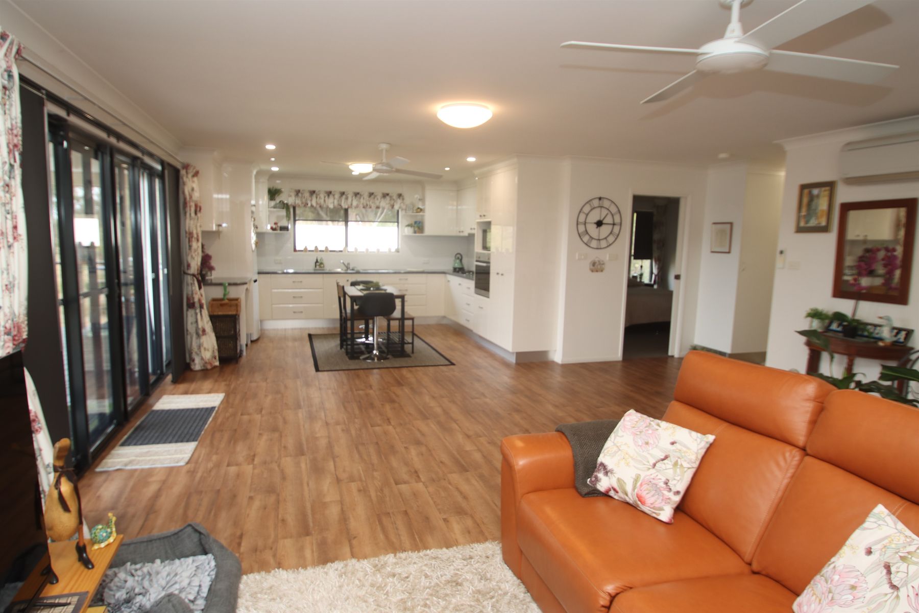 47 Riley Street, Tenterfield NSW 2372, Tenterfield - Thumbnail 3