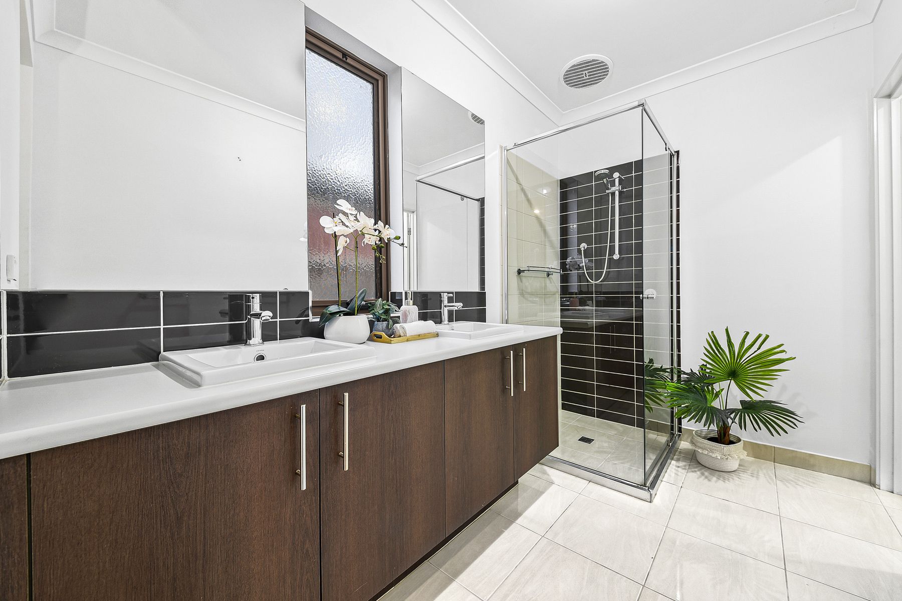 53 Mickleham Drive, Cranbourne North, VIC 3977, Cranbourne North - Thumbnail 7