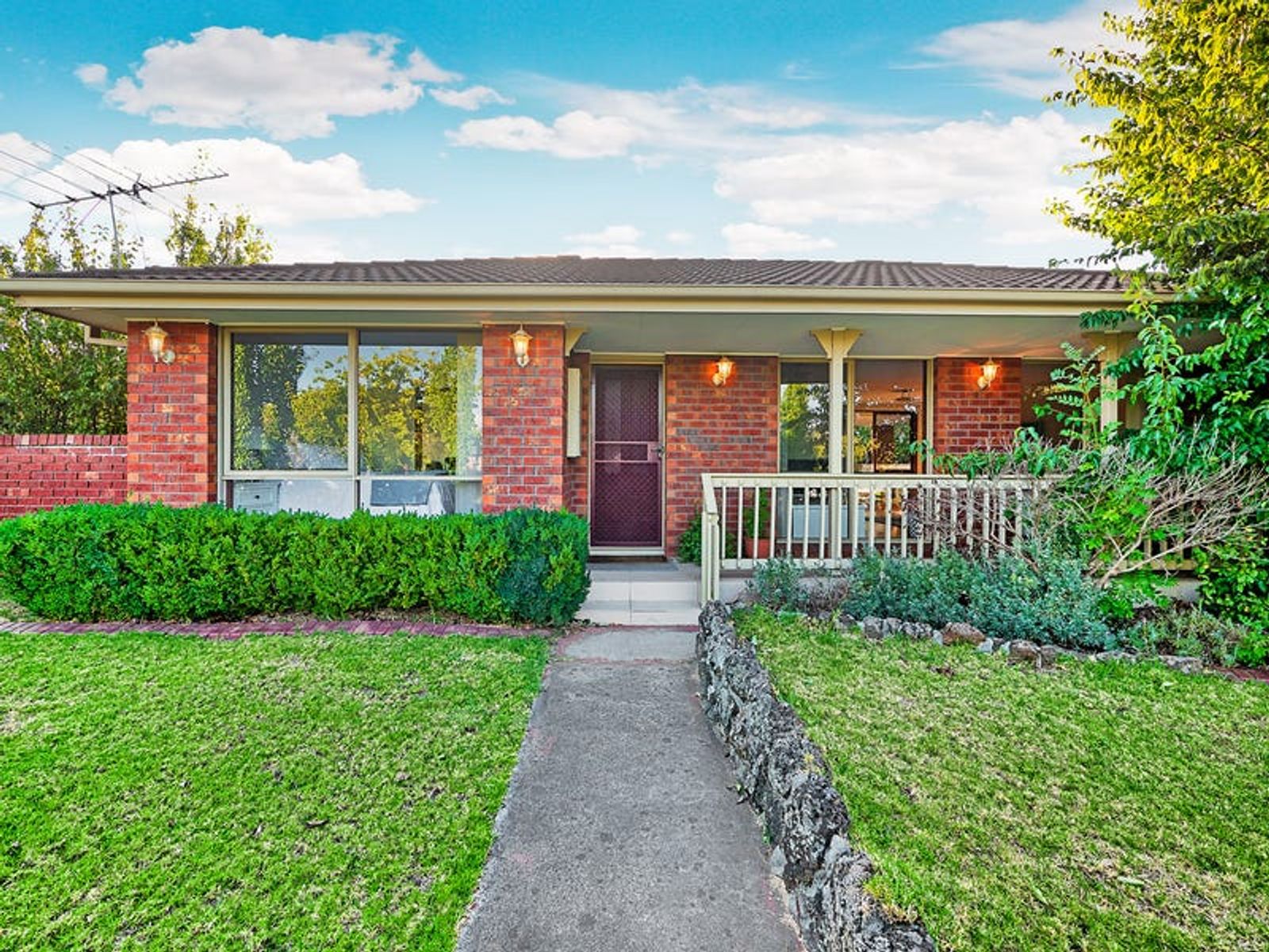 15 Reema Boulevard, Endeavour Hills, VIC 3802, Endeavour Hills - Thumbnail 2