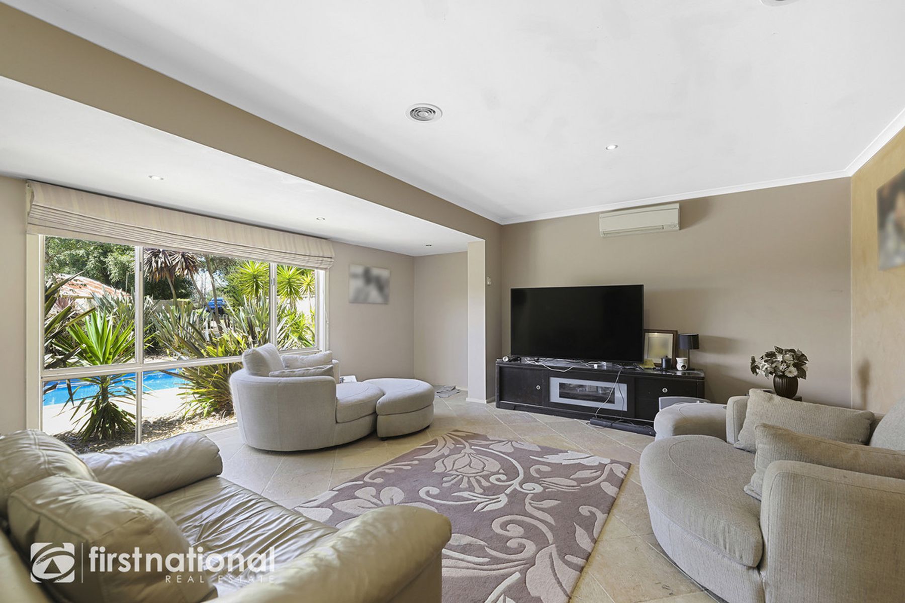 348 Warragul, Ellinbank - Image 1