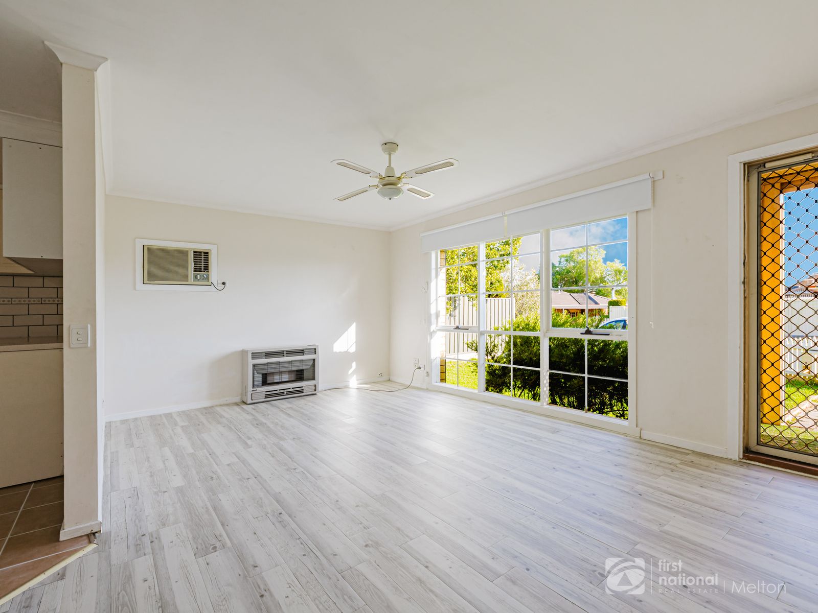 15 Dunvegan Drive, Kurunjang VIC 3337, Kurunjang - Thumbnail 3
