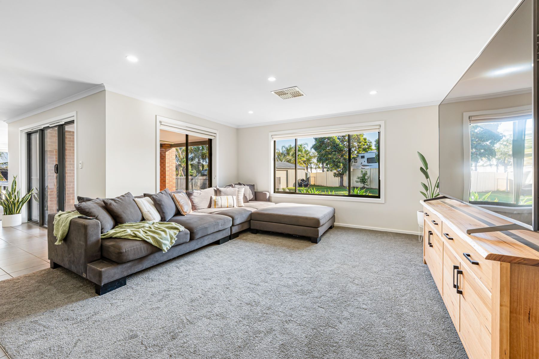 22 Casuarina Way, Buronga NSW 2739, Buronga - Thumbnail 3