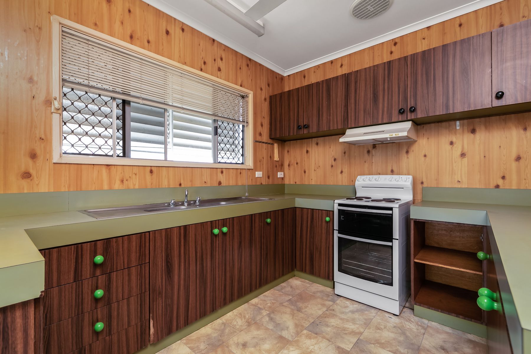 15 Leanyer Drive, Leanyer NT 0812, Leanyer - Thumbnail 4