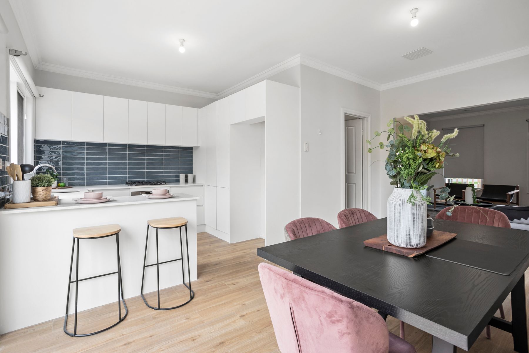 26 Greenham Place, Kensington - Thumbnail 6