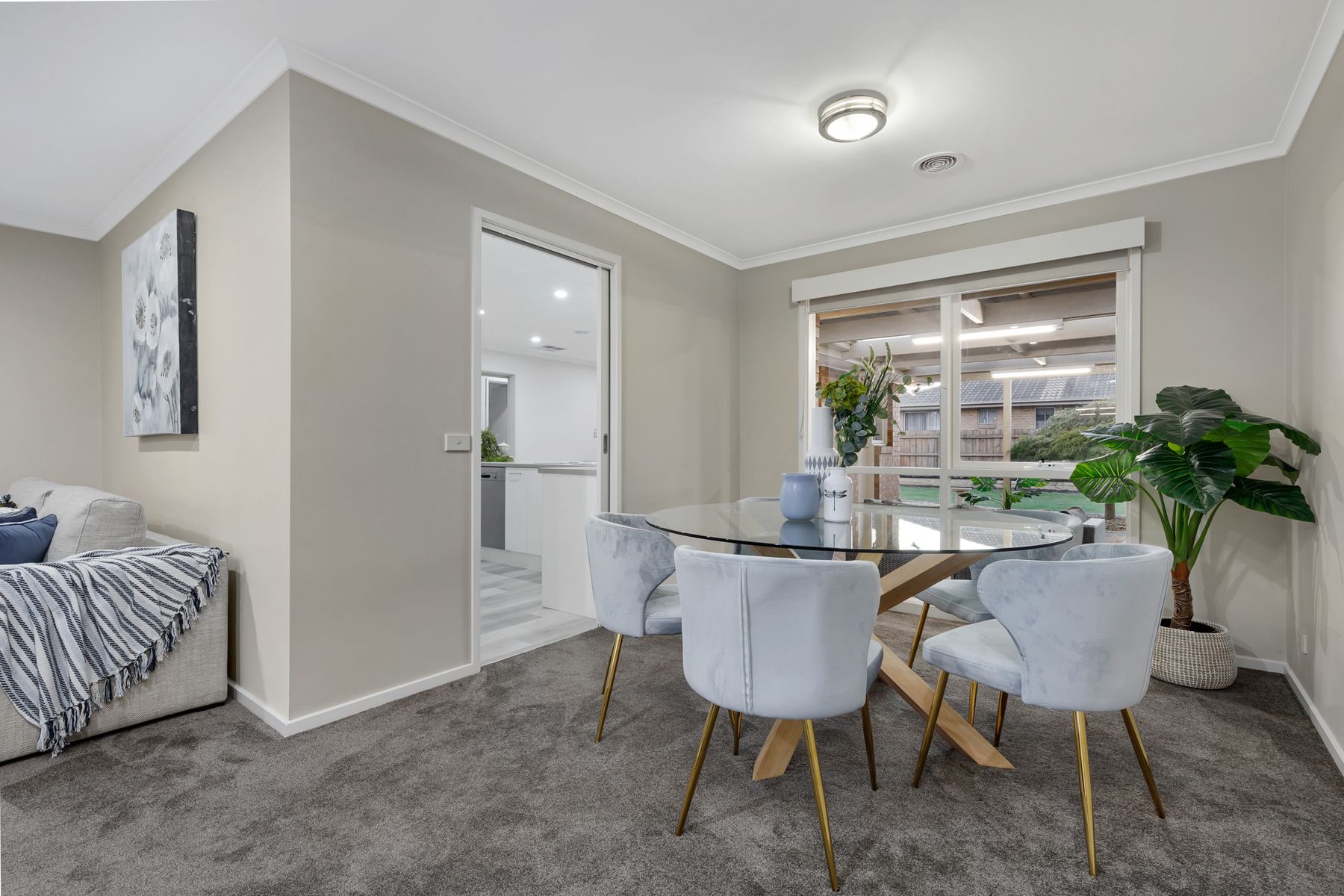 25 Lawless Drive, Cranbourne North, VIC 3977, Cranbourne North - Thumbnail 3