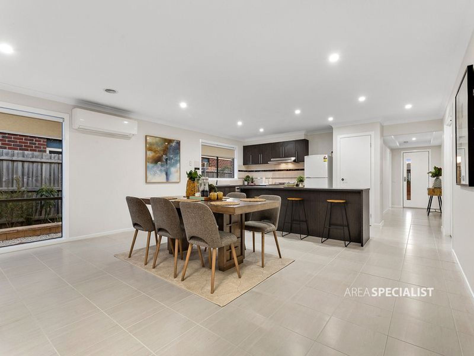 4 Karwarren Way, Cranbourne West, VIC 3977, Cranbourne West - Thumbnail 8